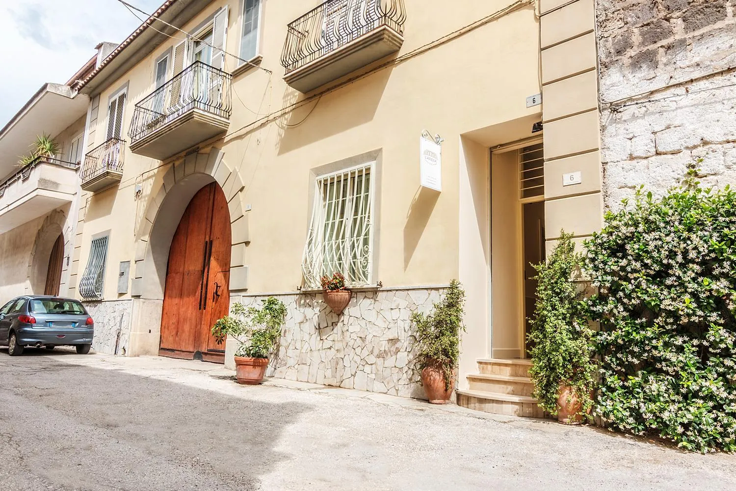 Property building in L'ARENA B&B