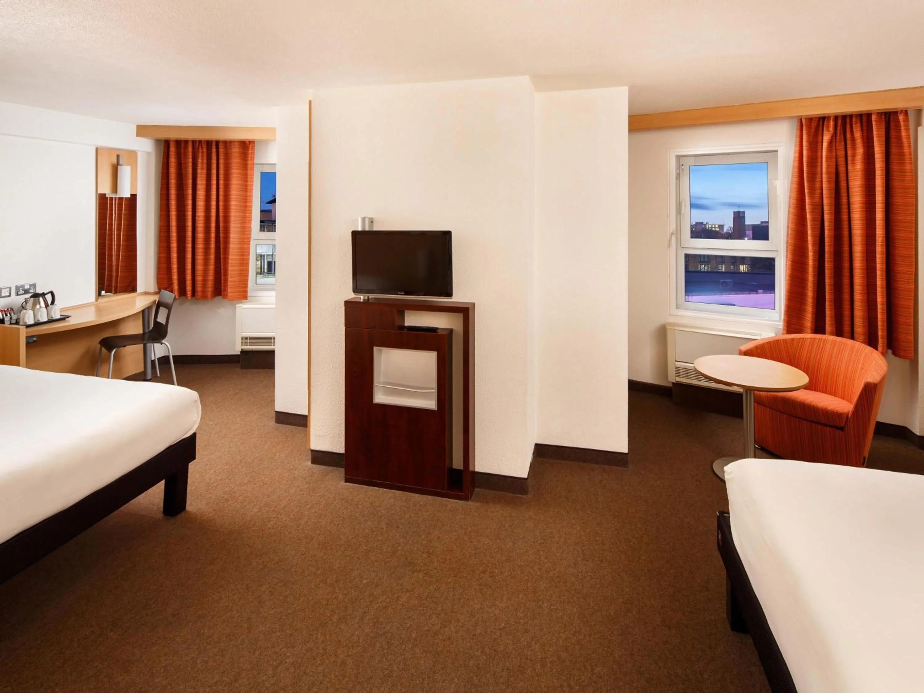 Bedroom, Bed in ibis Birmingham Centre New Street Station Hotel