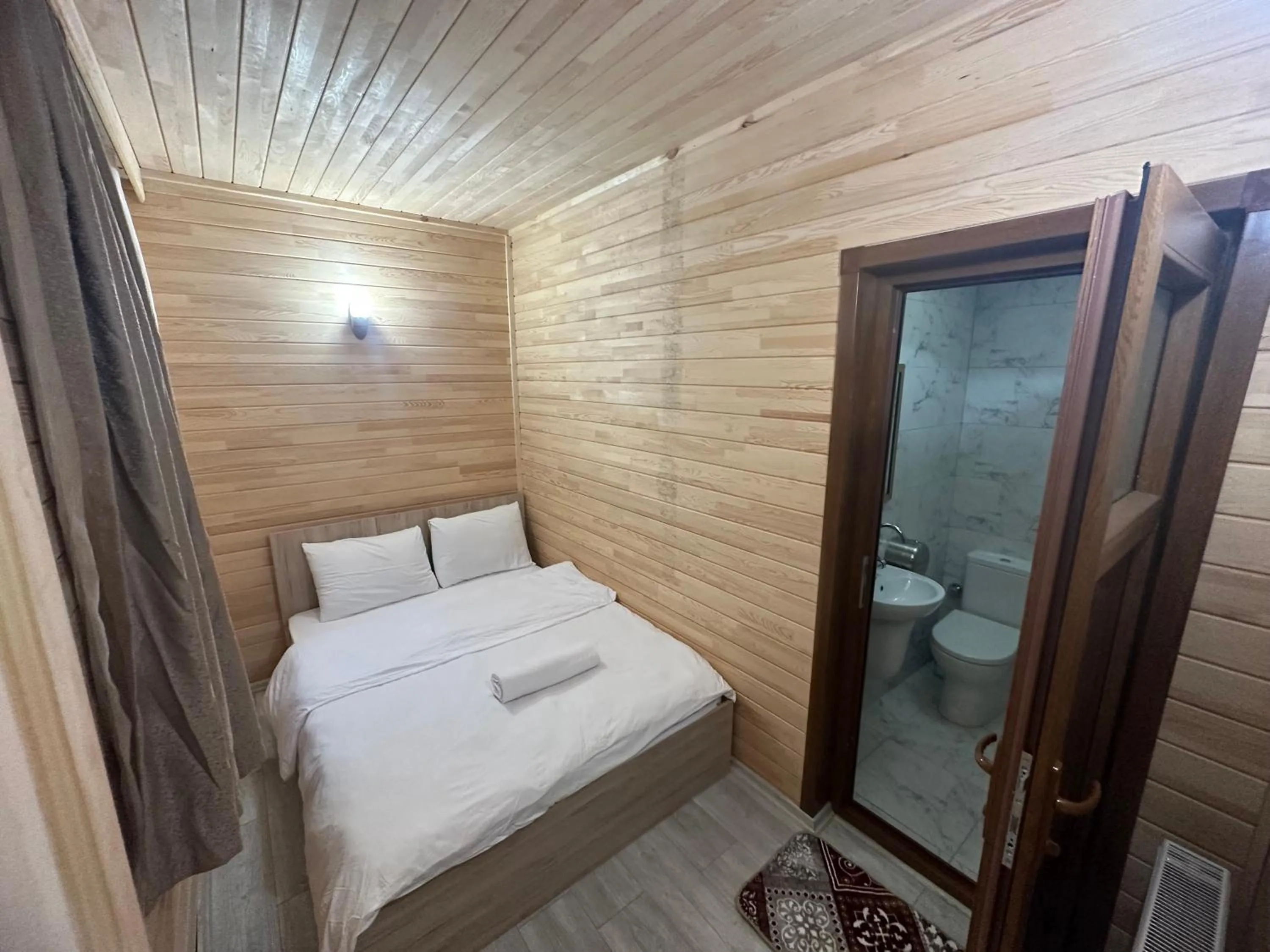 Shower in Haros Suite Hotel