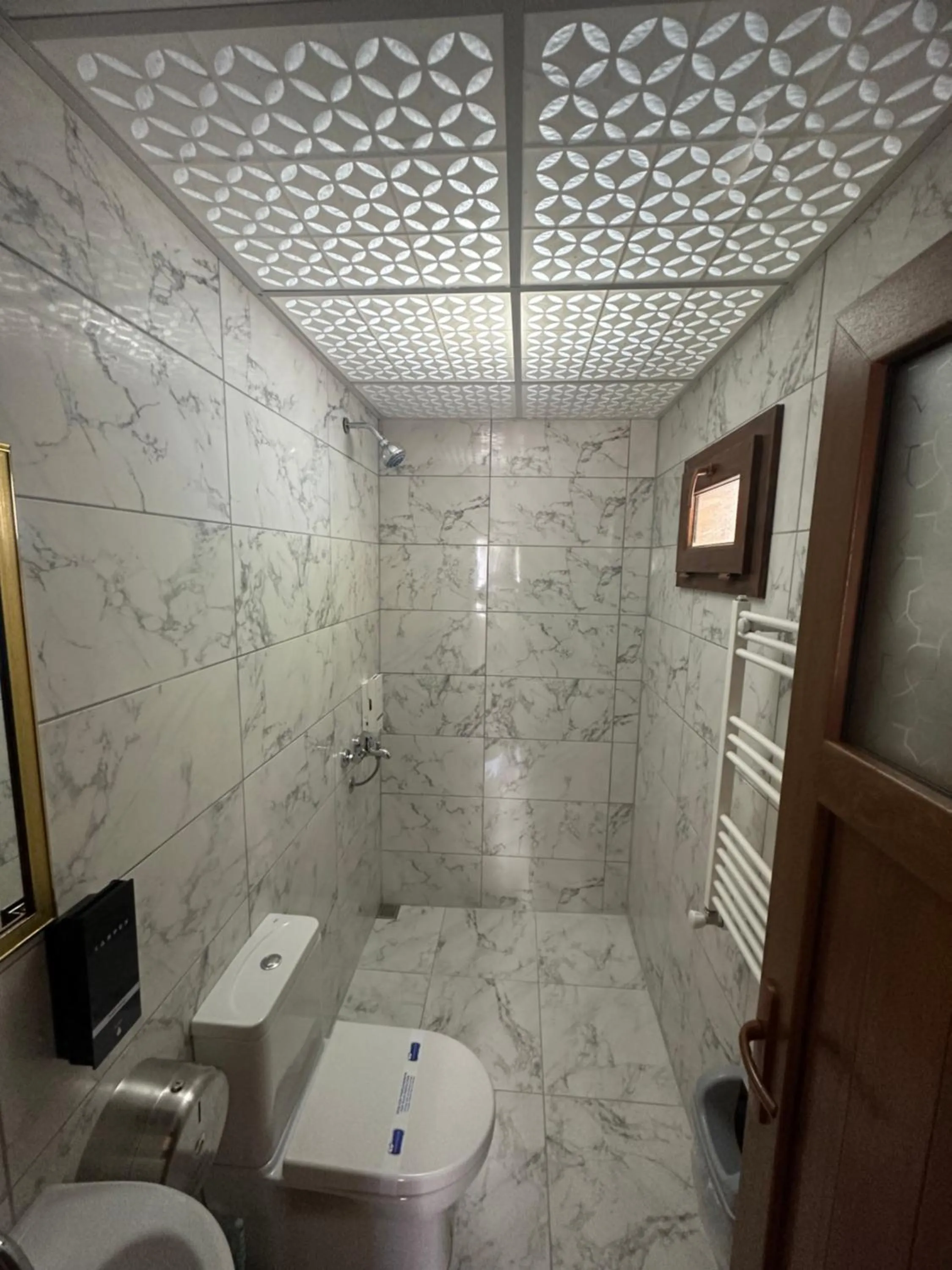 Shower in Haros Suite Hotel