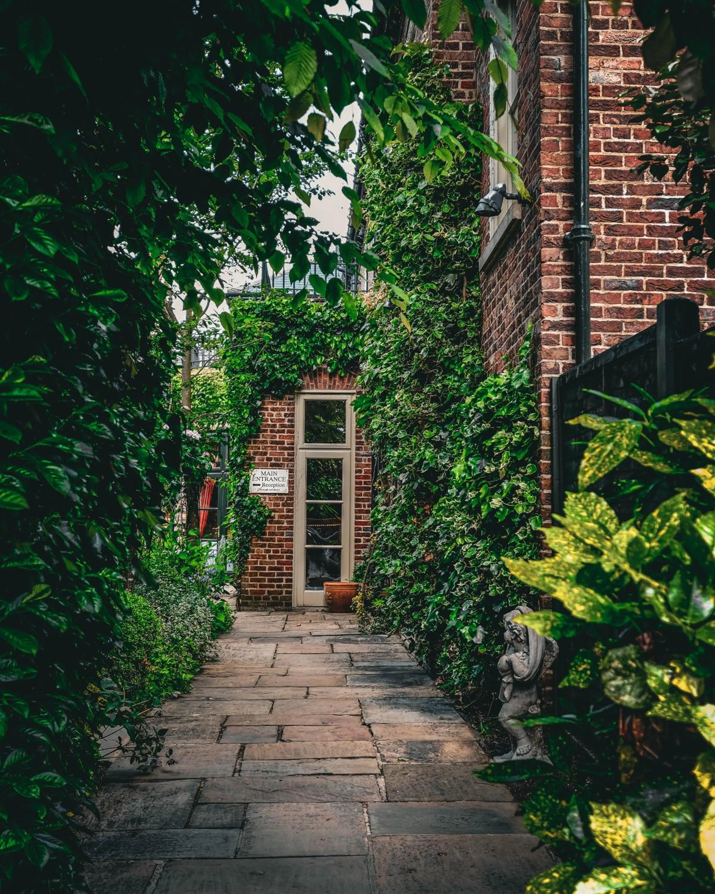 York Pavilion Hotel, BW Signature Collection