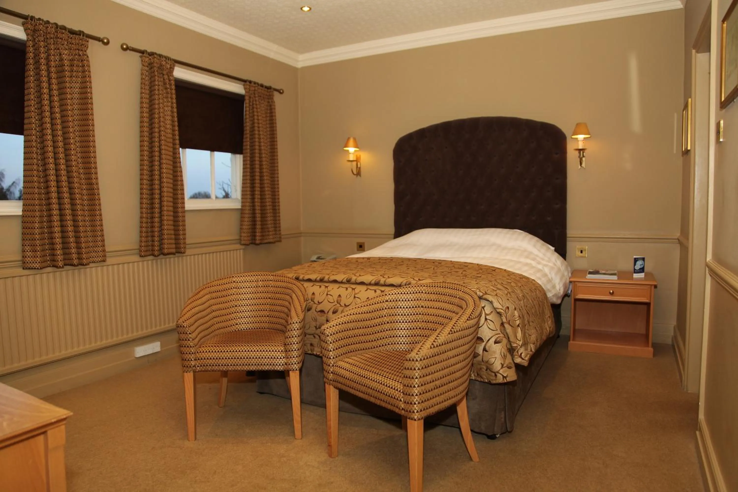 Bed in York Pavilion Hotel, BW Signature Collection