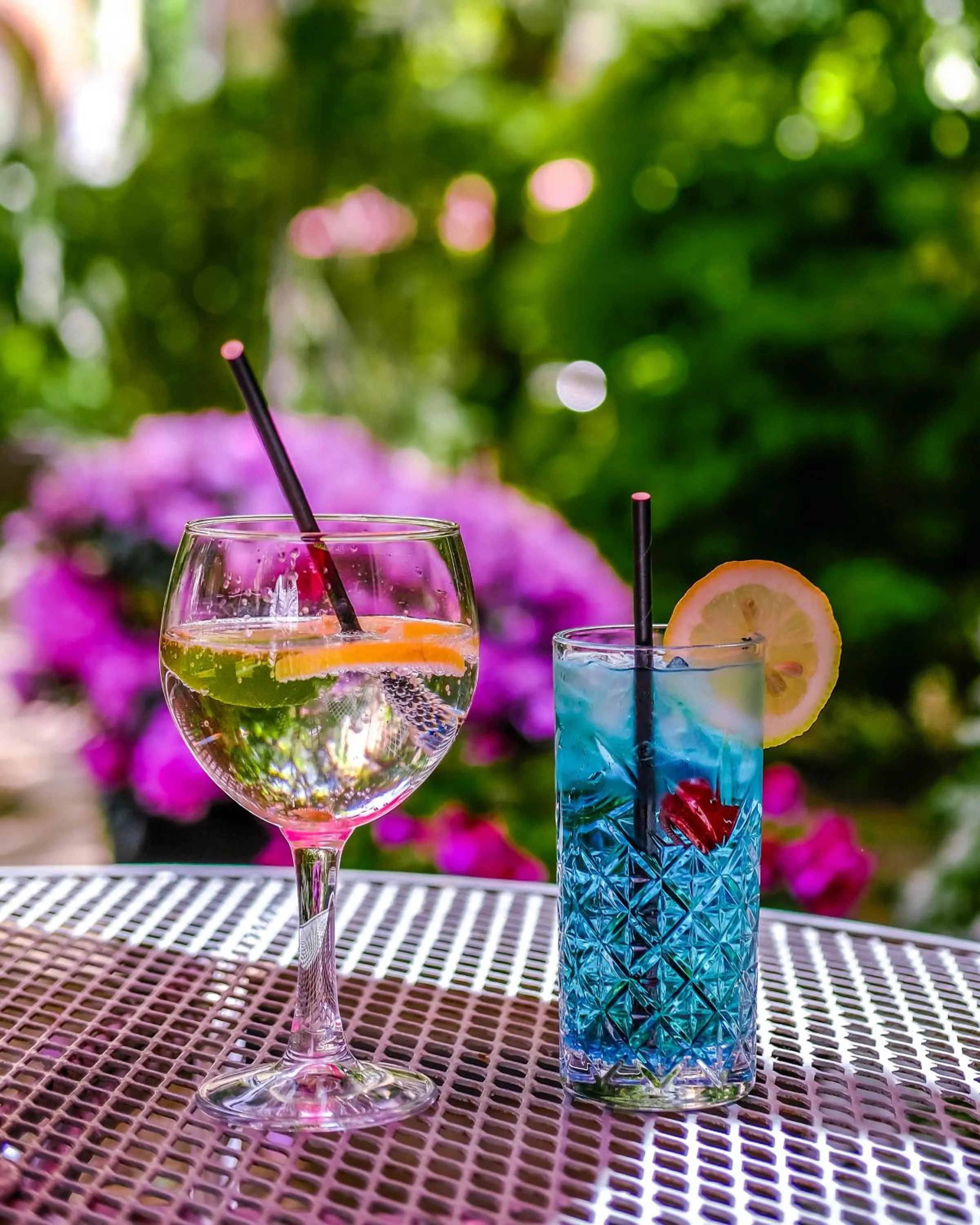 Food and drinks in York Pavilion Hotel, BW Signature Collection