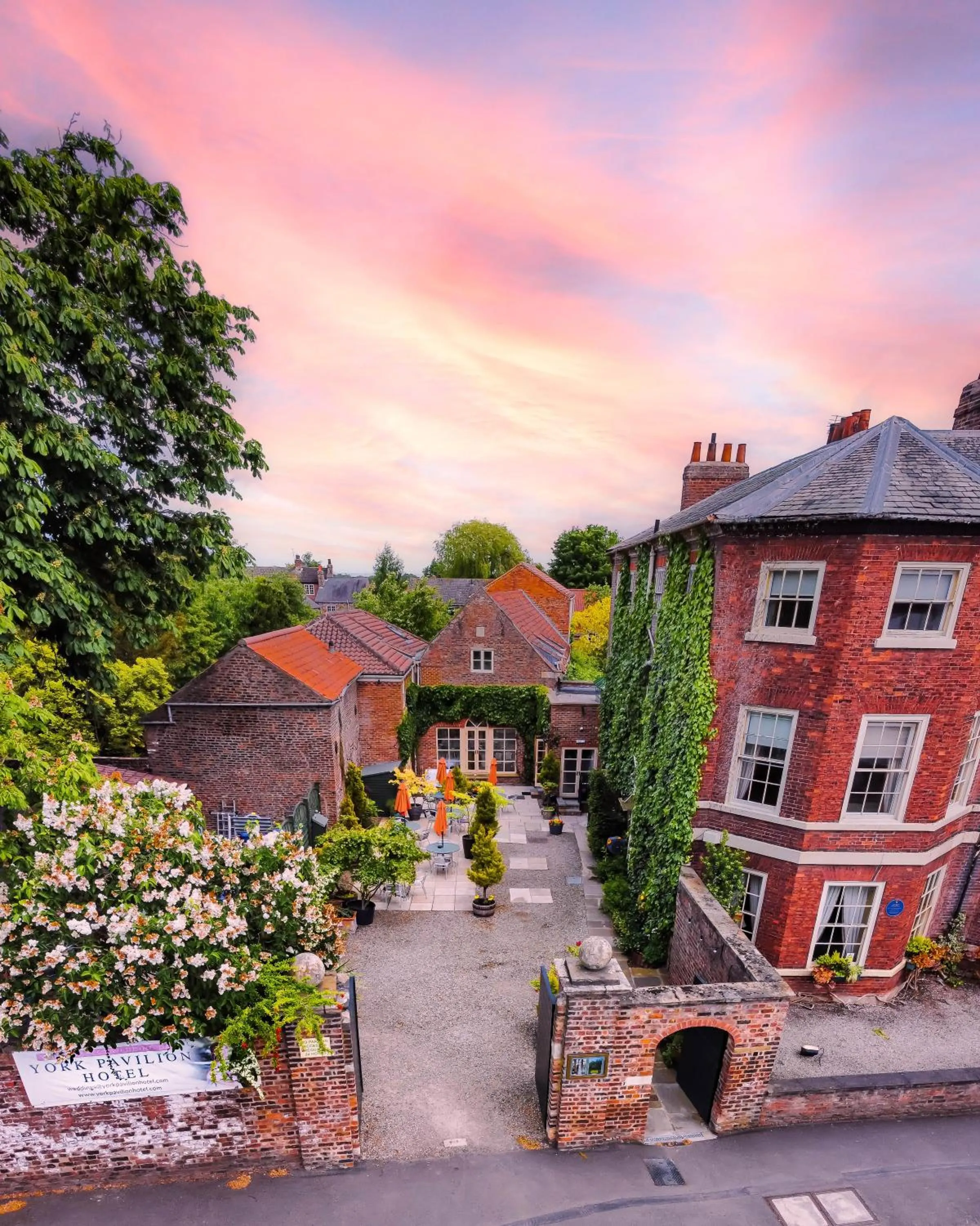 York Pavilion Hotel, BW Signature Collection