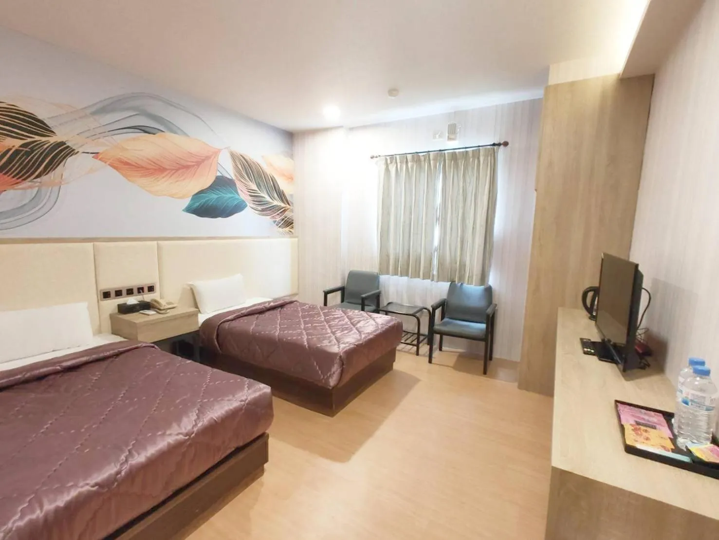 Photo of the whole room, Bed in Royal Business Hotel