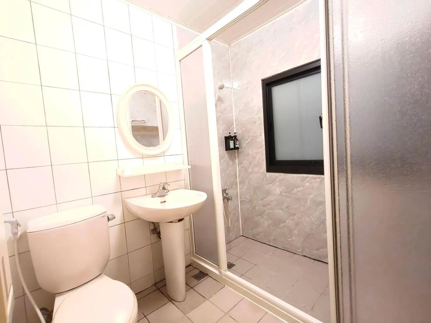 Toilet in Royal Business Hotel