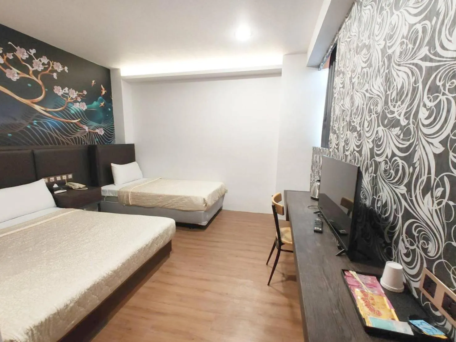 Photo of the whole room, Bed in Royal Business Hotel