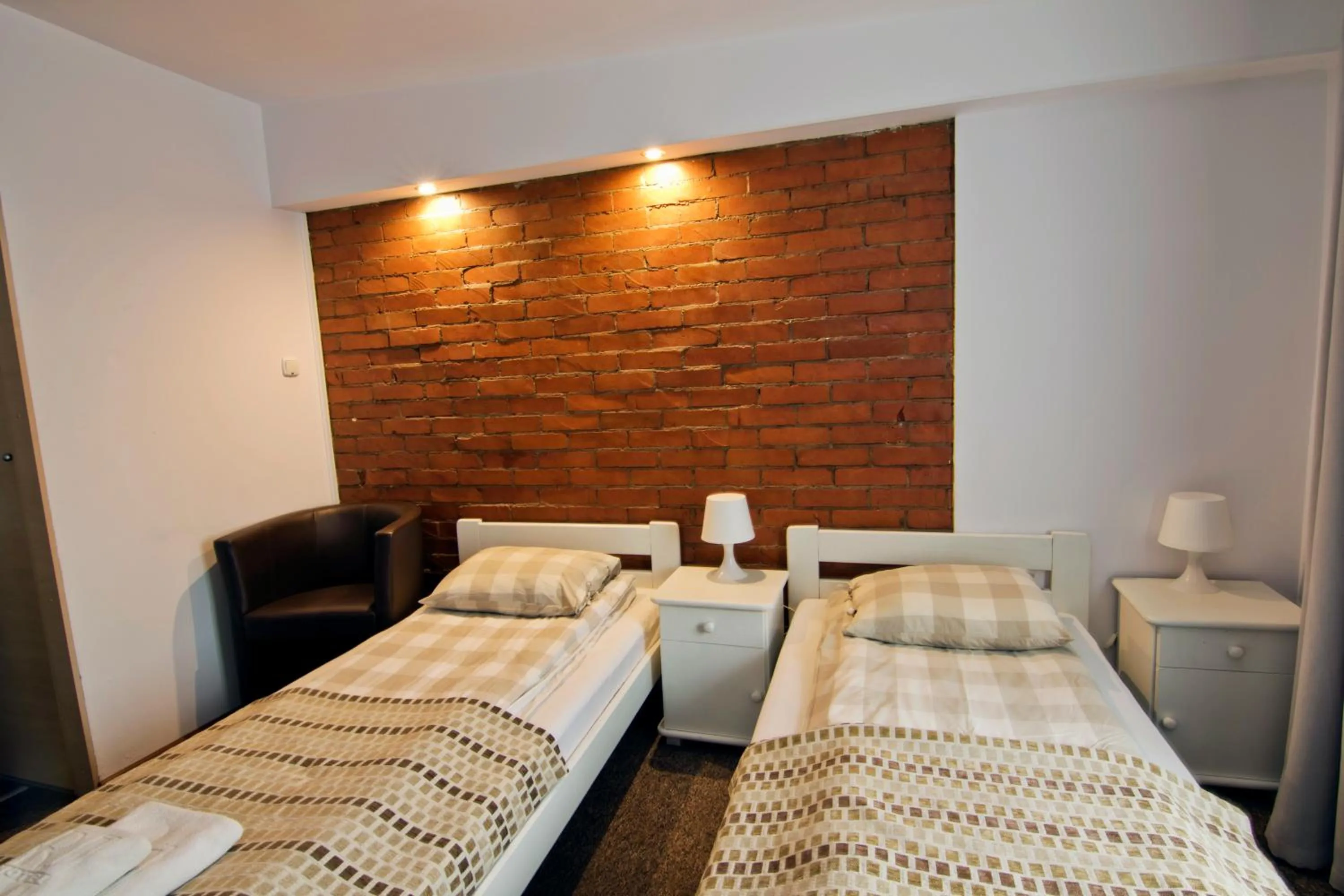 Photo of the whole room in RJ Hotel