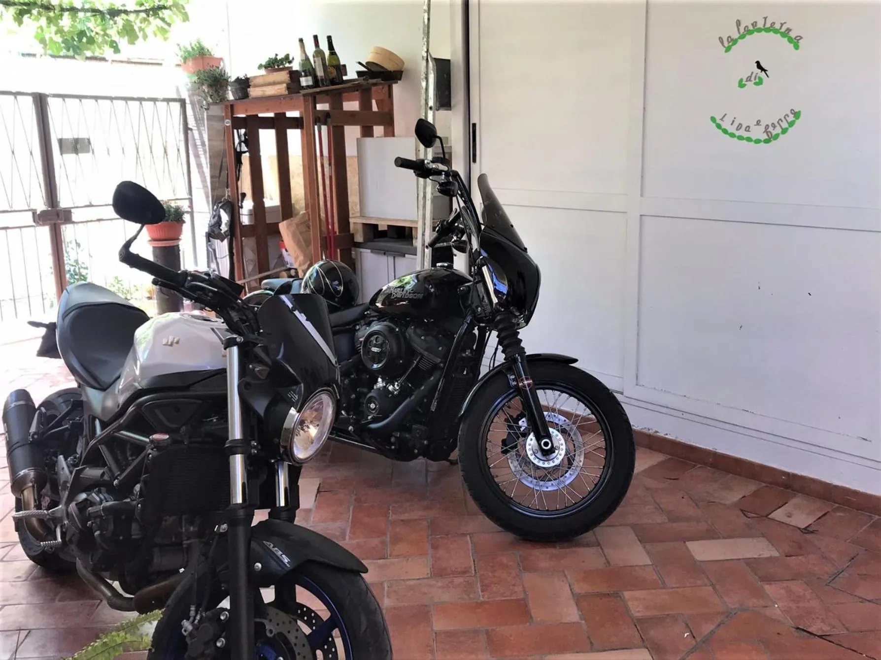 Parking in La Lanterna di Lida e Beppe