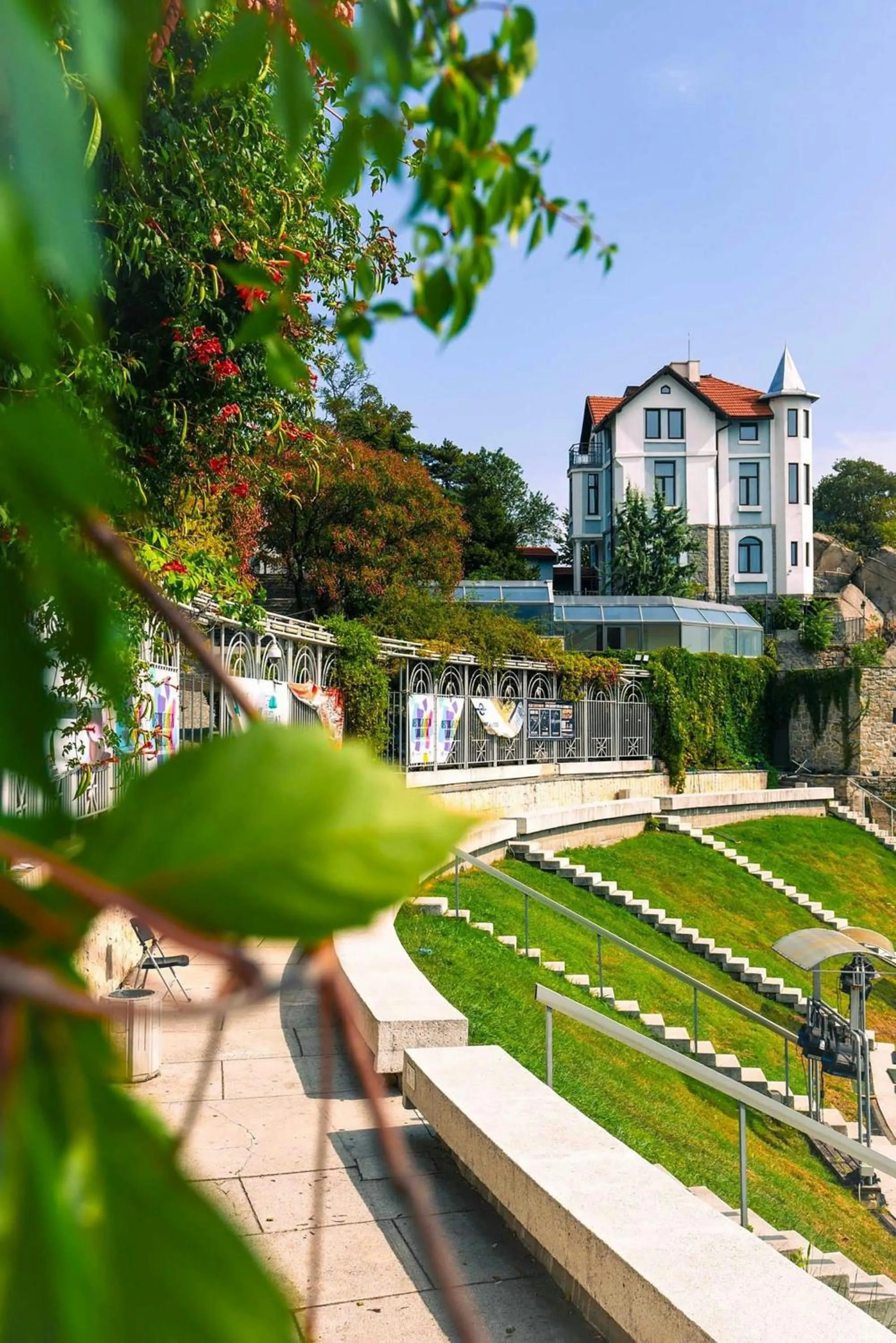 Nearby landmark in Glavatarski Han