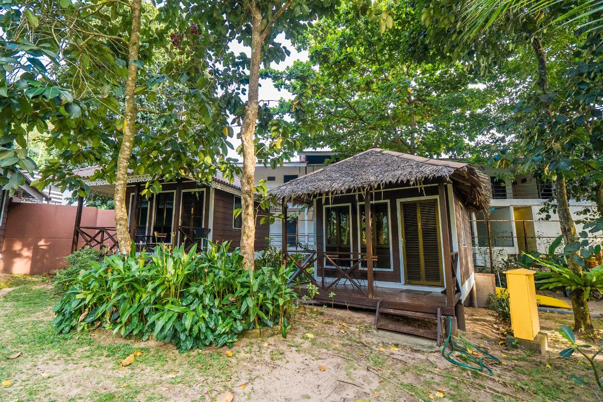 Property building in 1511 Coconut Grove