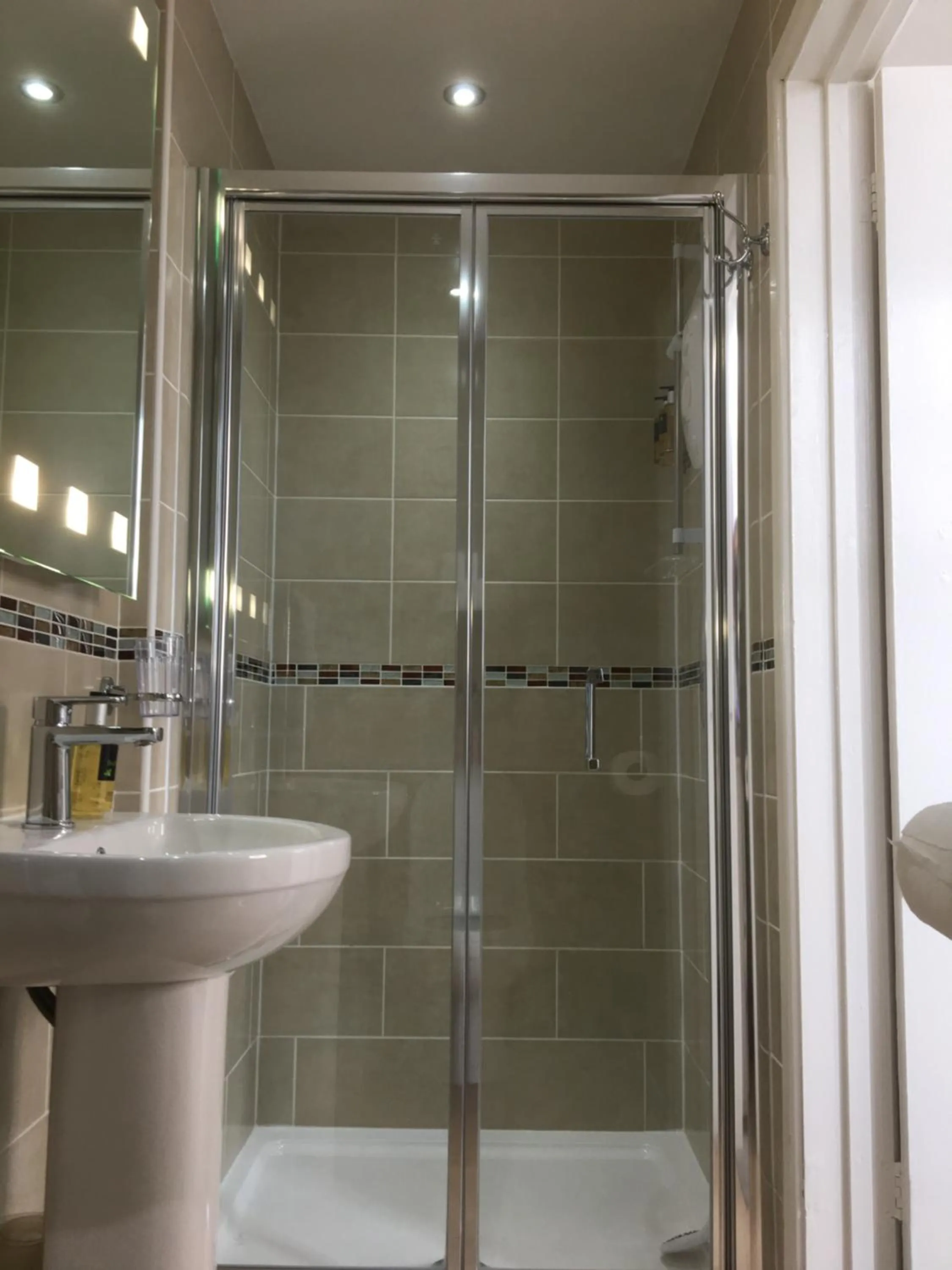 Shower in The Charterhouse