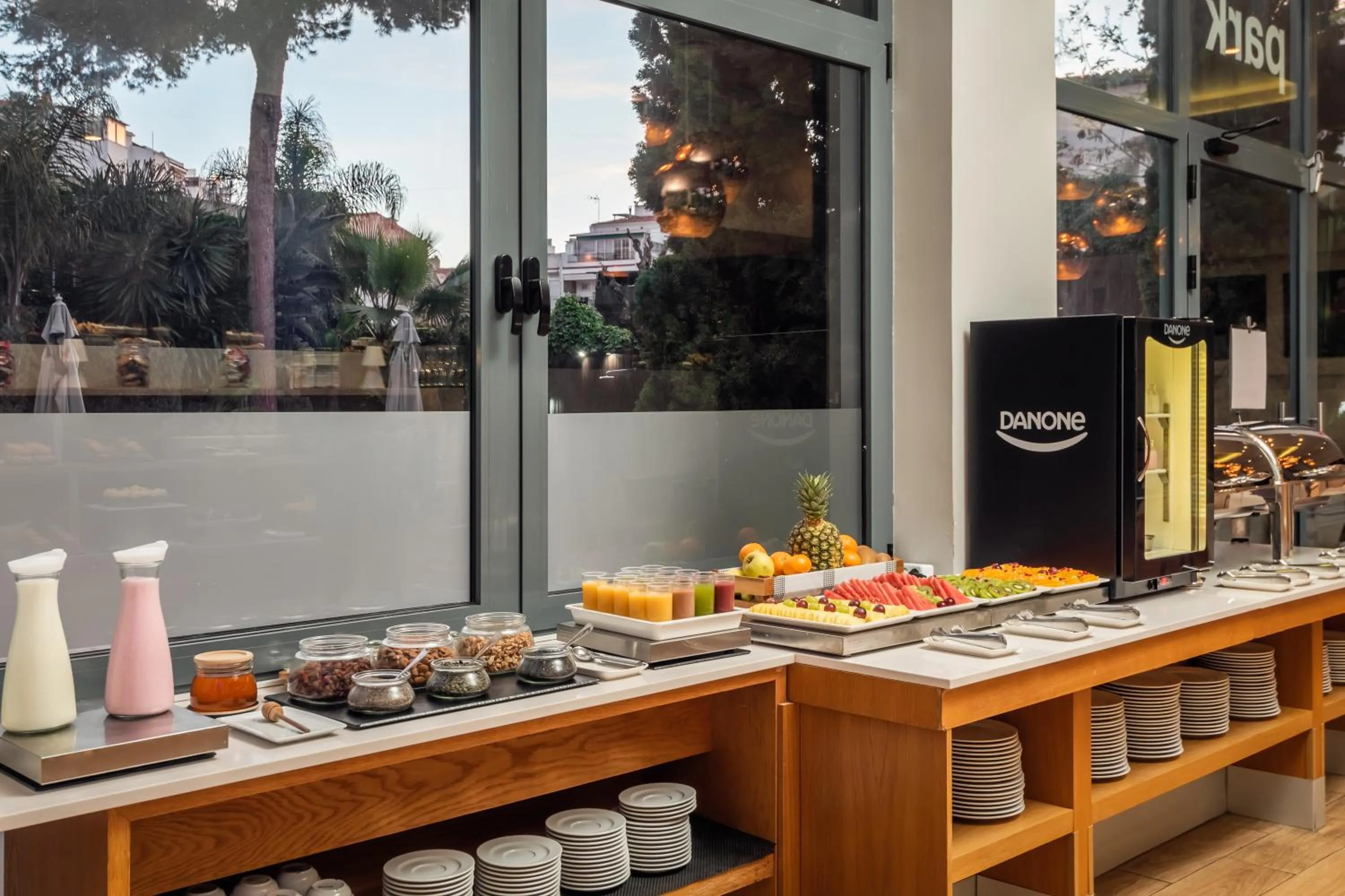 Buffet breakfast in Hotel Medium Sitges Park