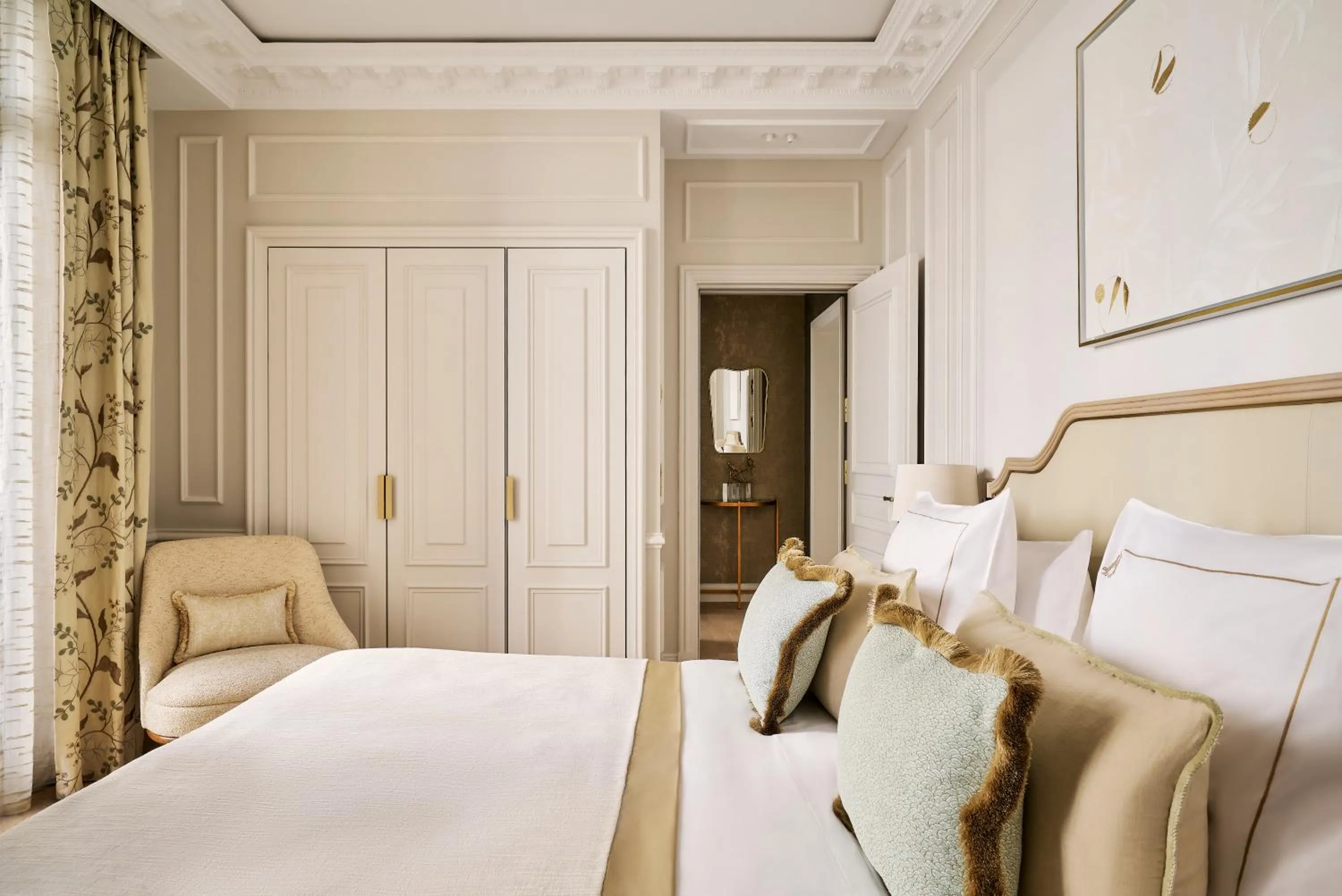 Bedroom, Bed in Hôtel Hermitage Monte-Carlo