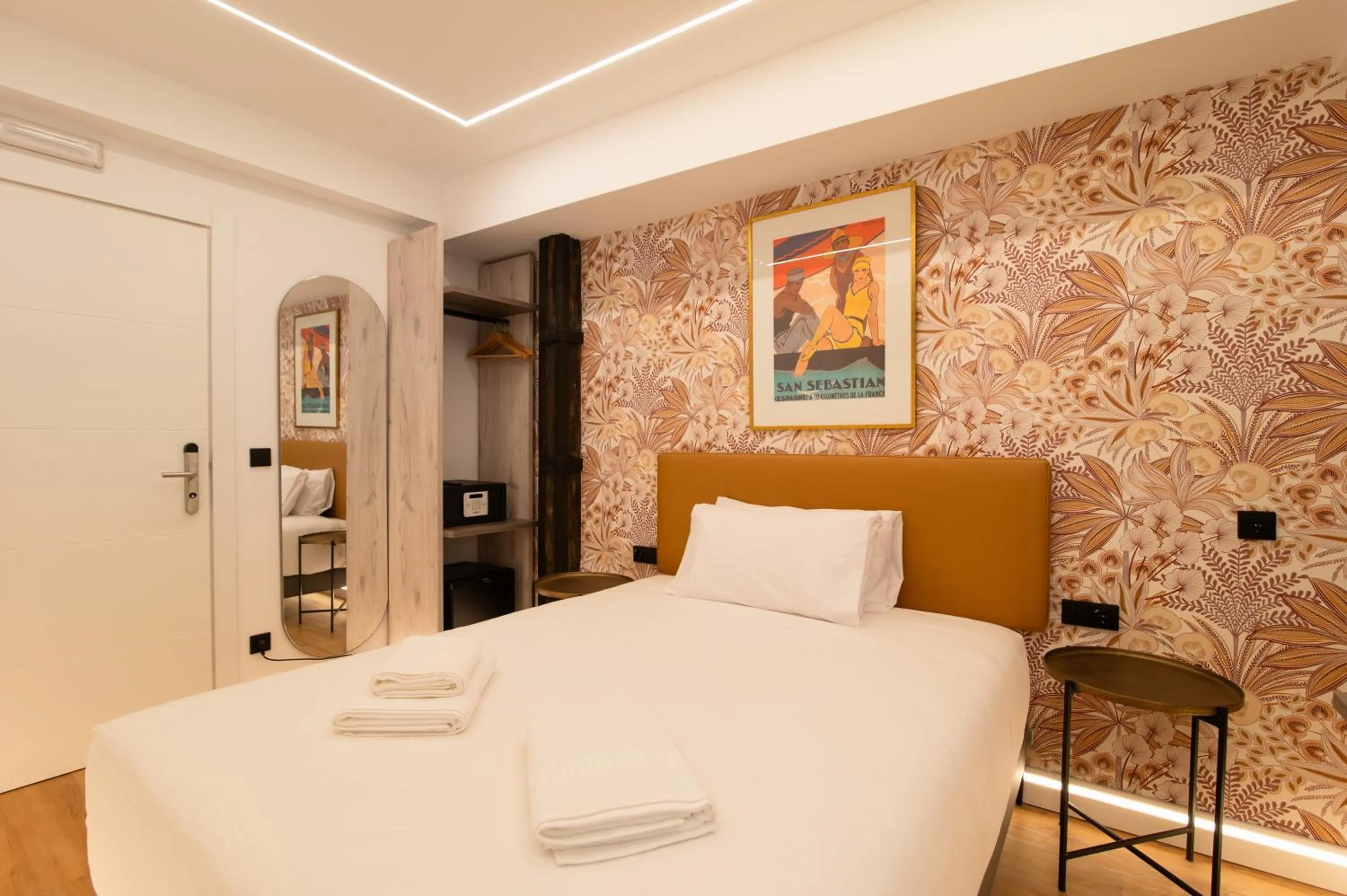 Bed in Boulevard Roomss