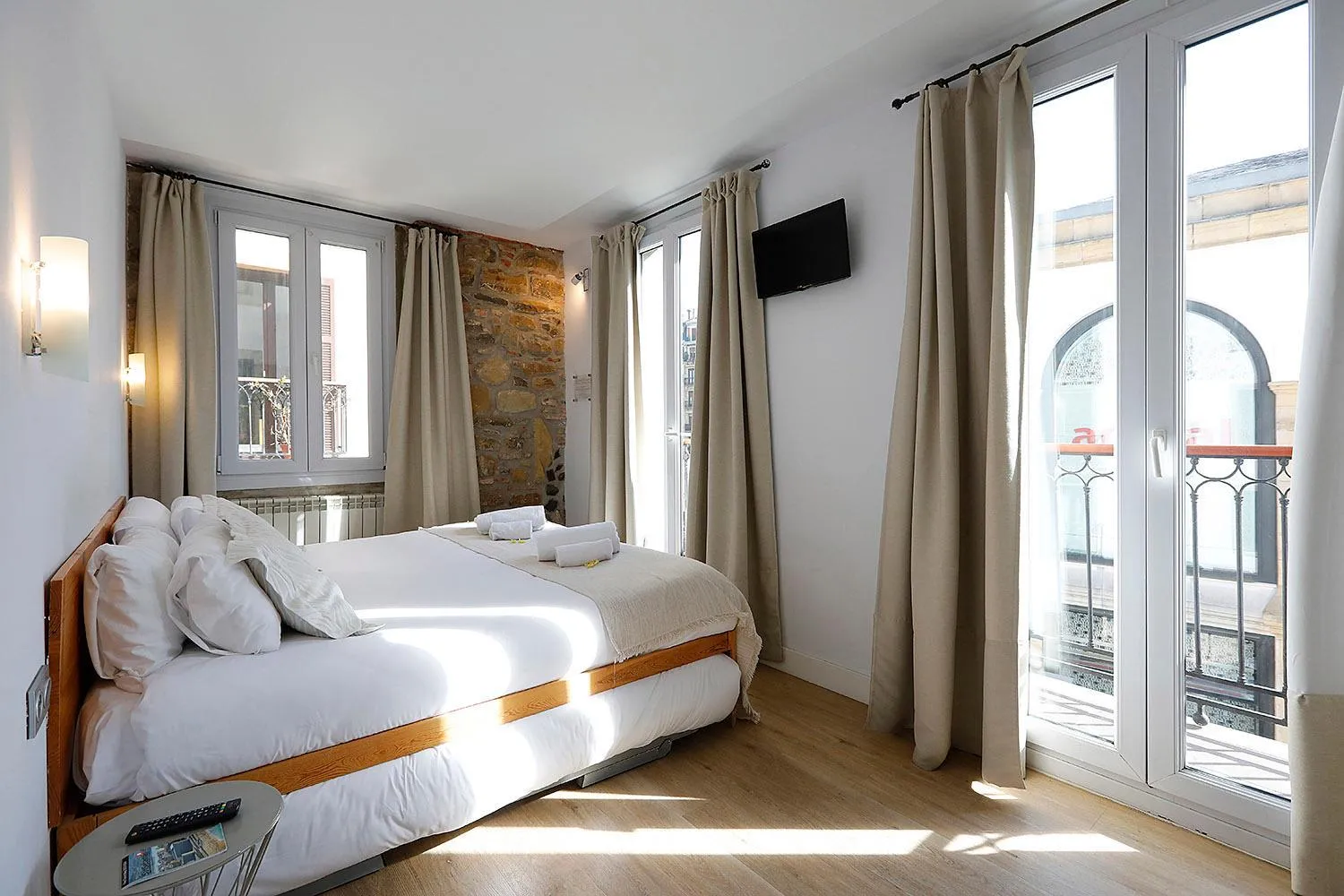 View (from property/room), Bed in Pensión Balerdi