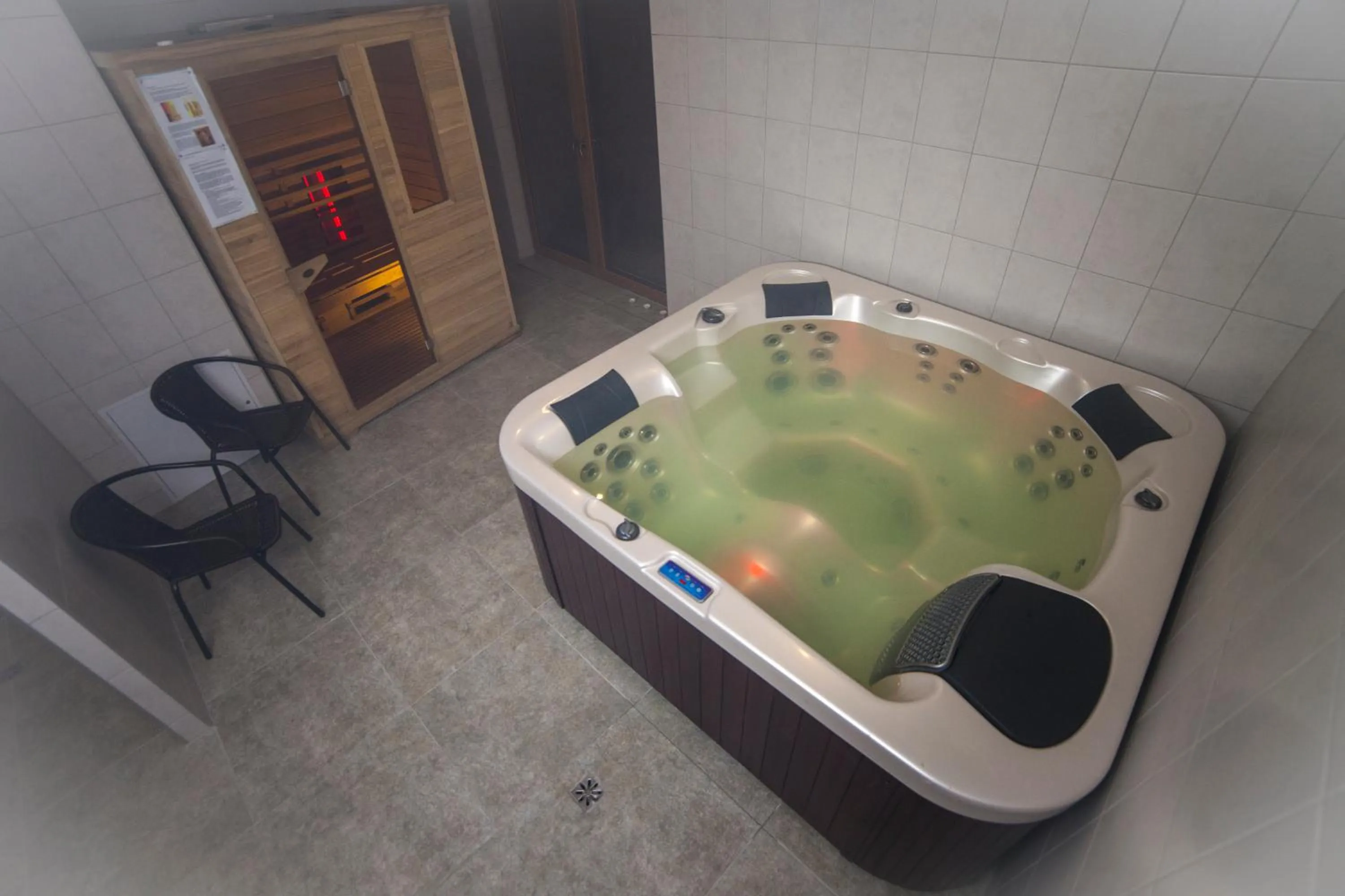 WILLA IZBICA KARPACZ