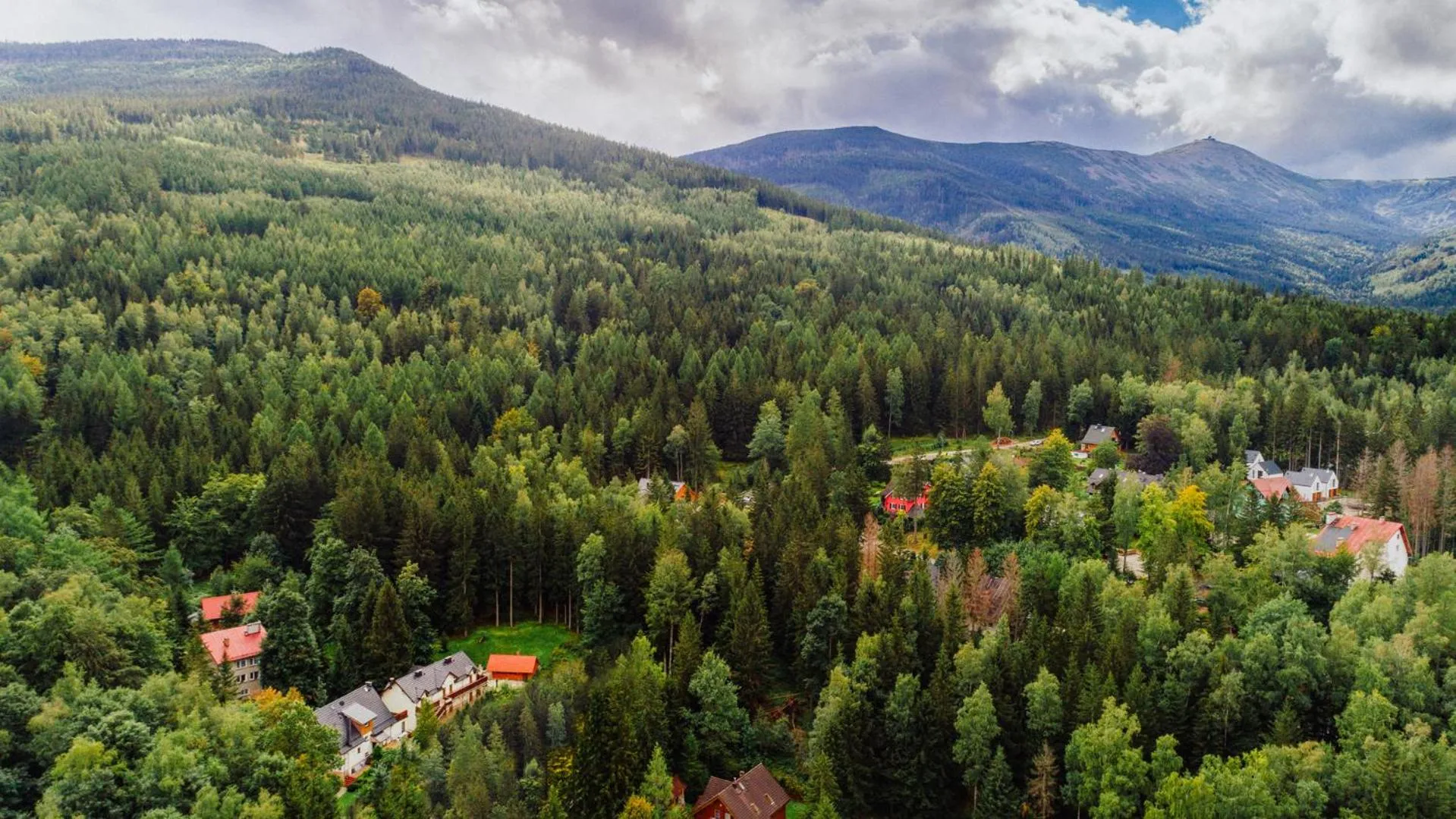 WILLA IZBICA KARPACZ