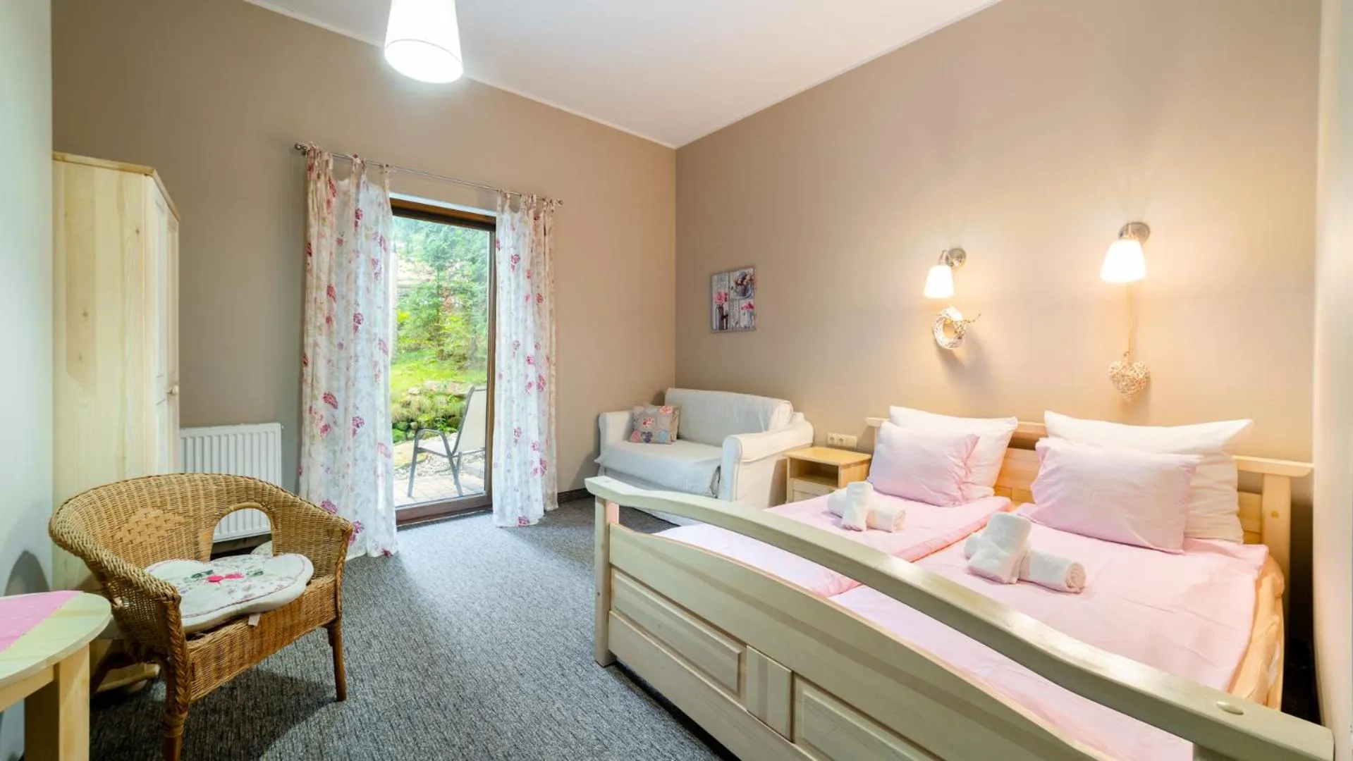 Bed in WILLA IZBICA KARPACZ