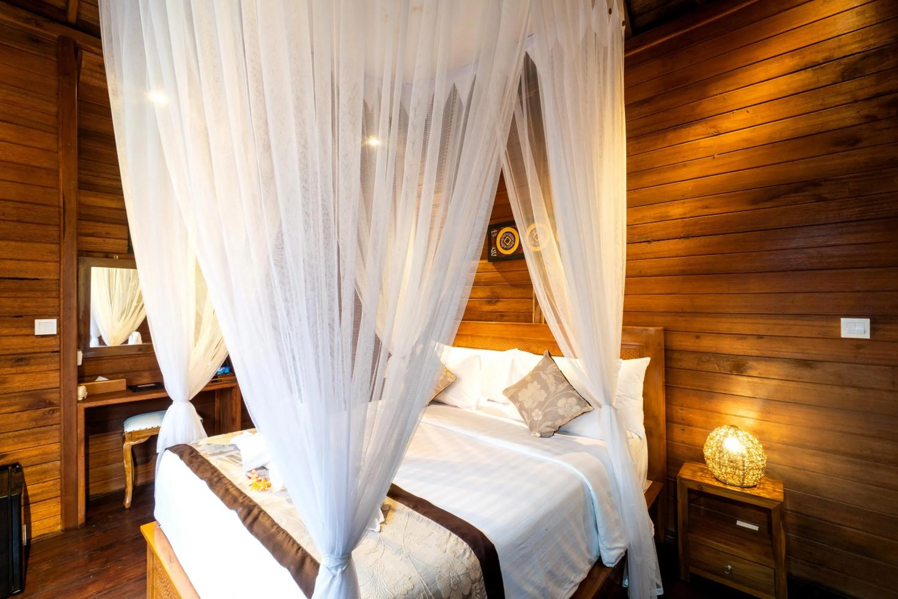 Bedroom, Bed in Radiance Sunset Villas Lembongan