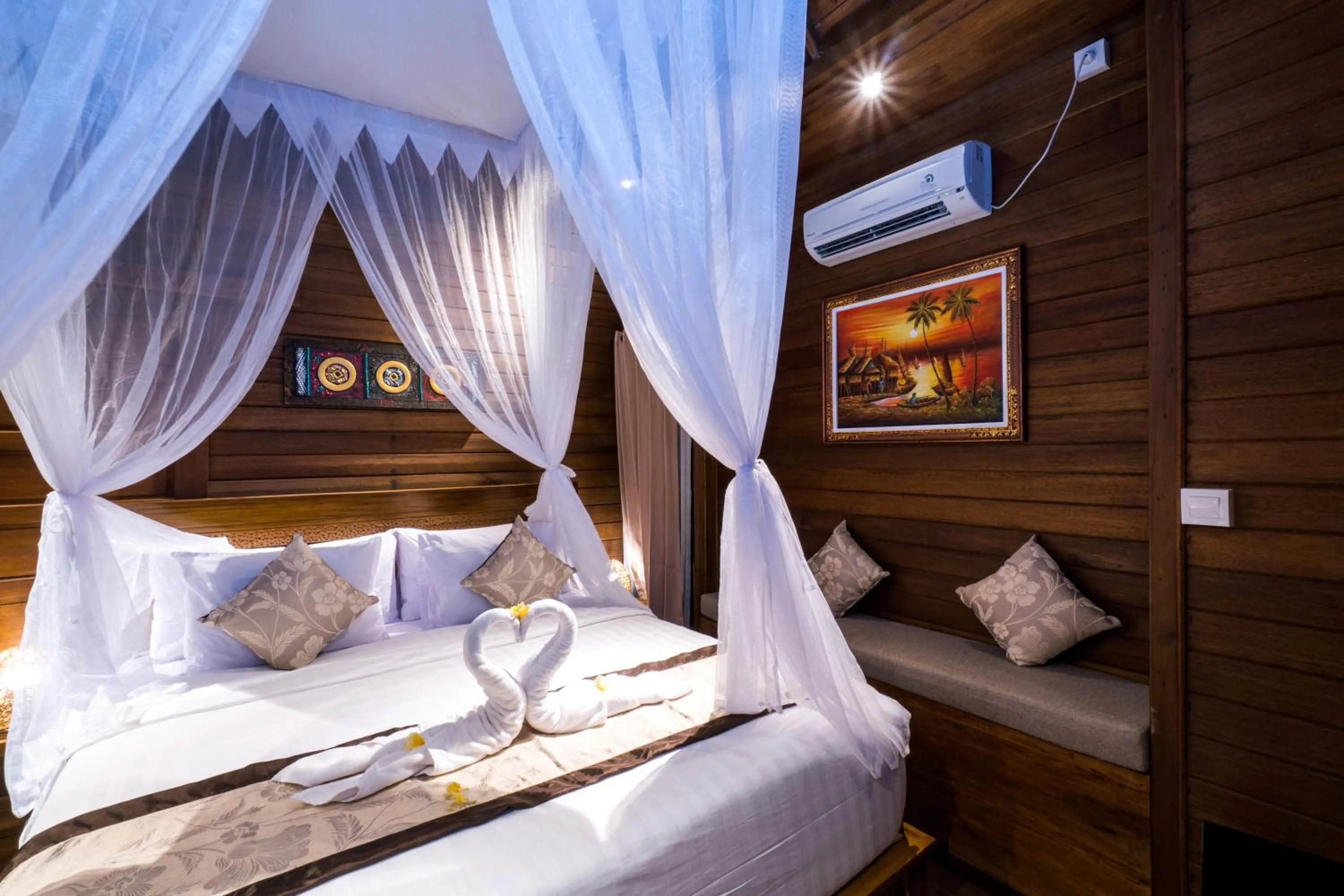 Bedroom, Bed in Radiance Sunset Villas Lembongan