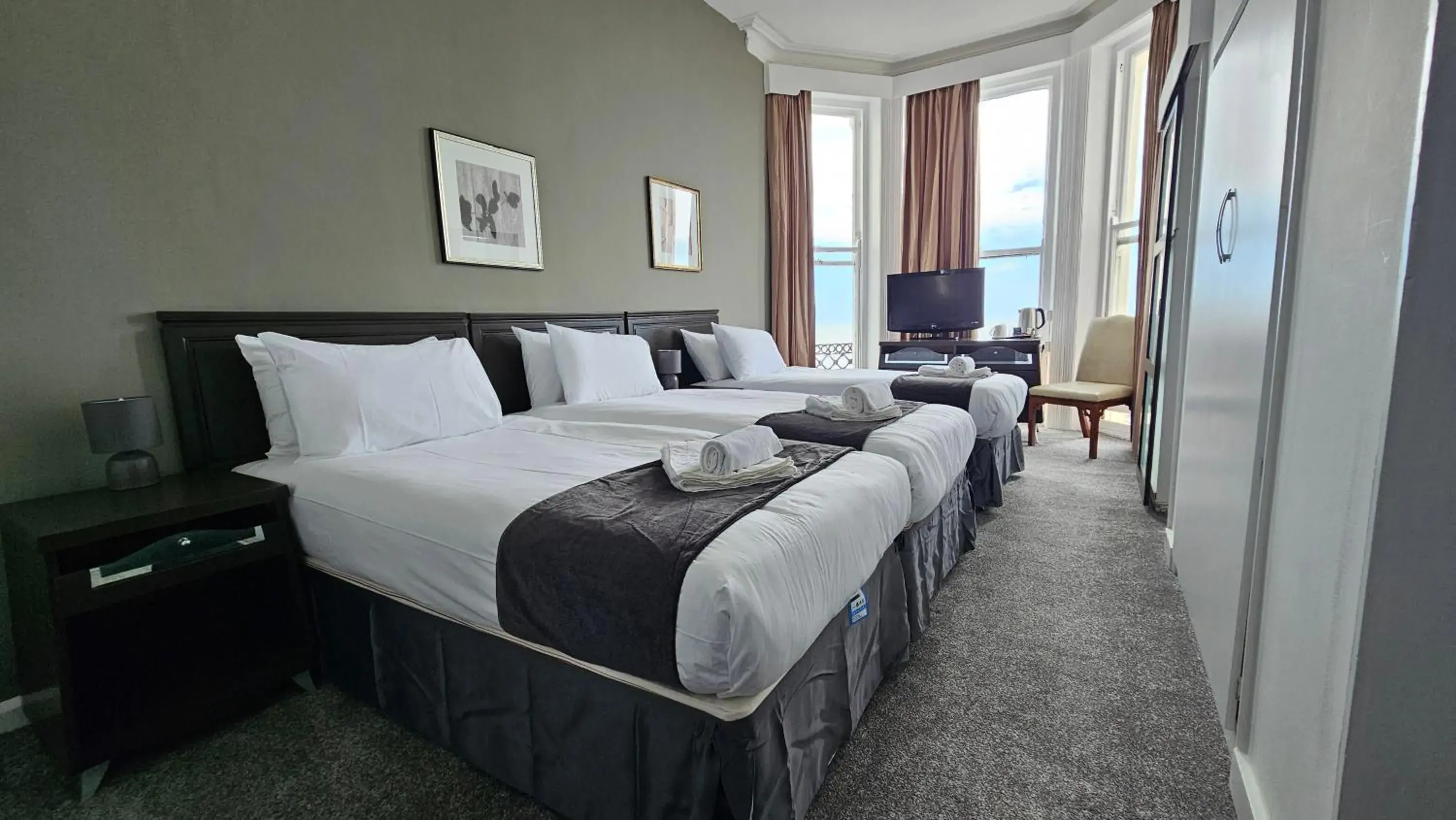 Triple Room with View in The Strand Hotel Triple Room with View in The Strand Hotel