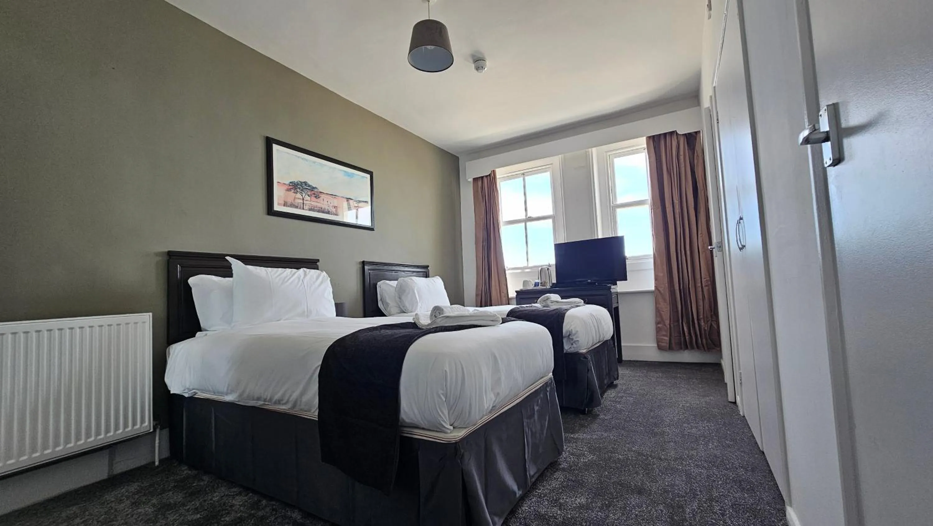 Bedroom, Bed in The Strand Hotel