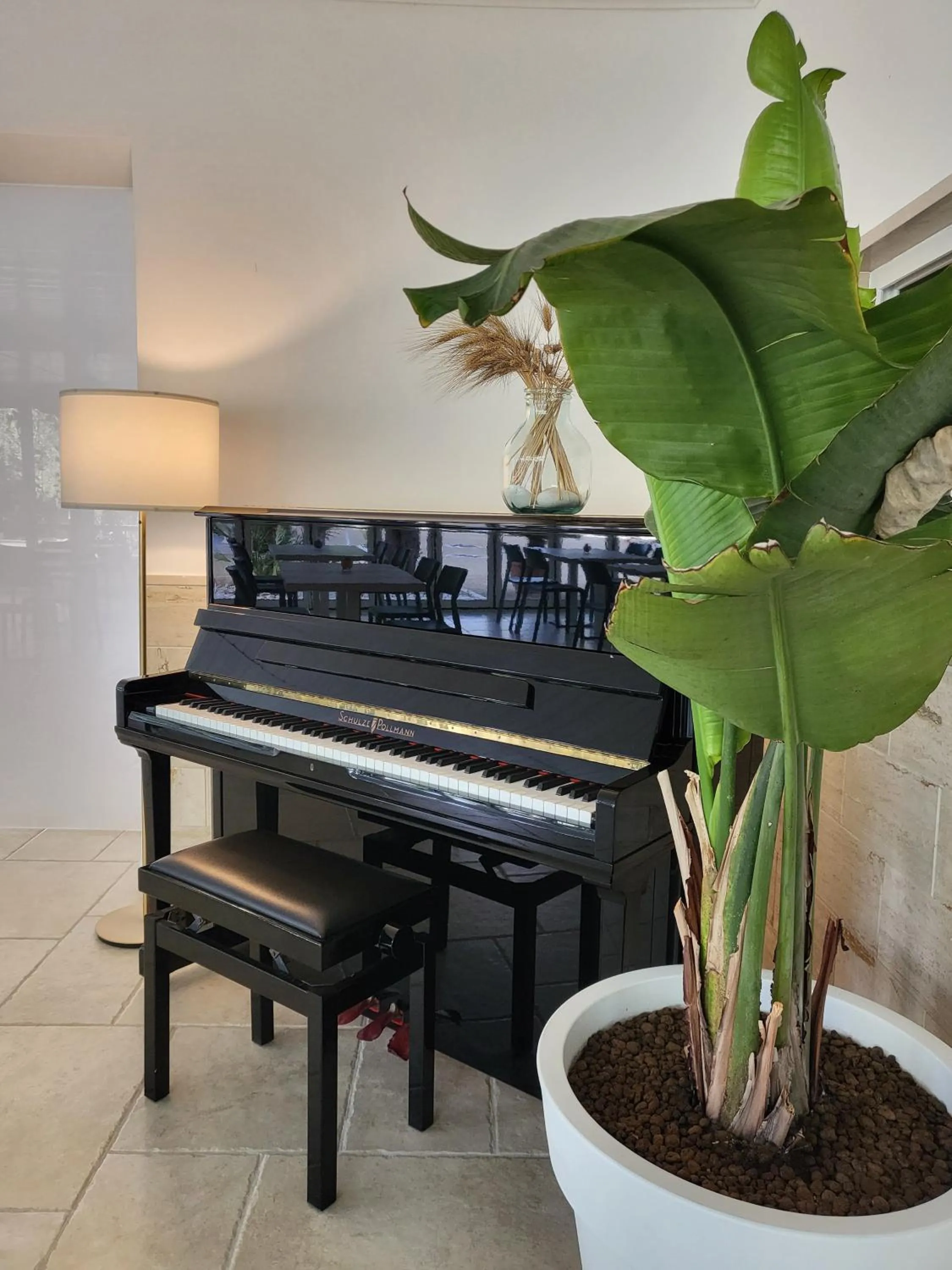 Lounge or bar in Hotel Residence Torre Del Porto