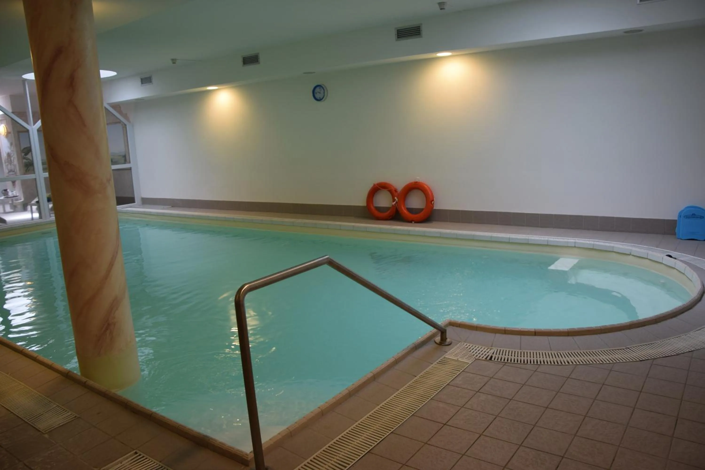 Swimming pool in Hotel Olimpic