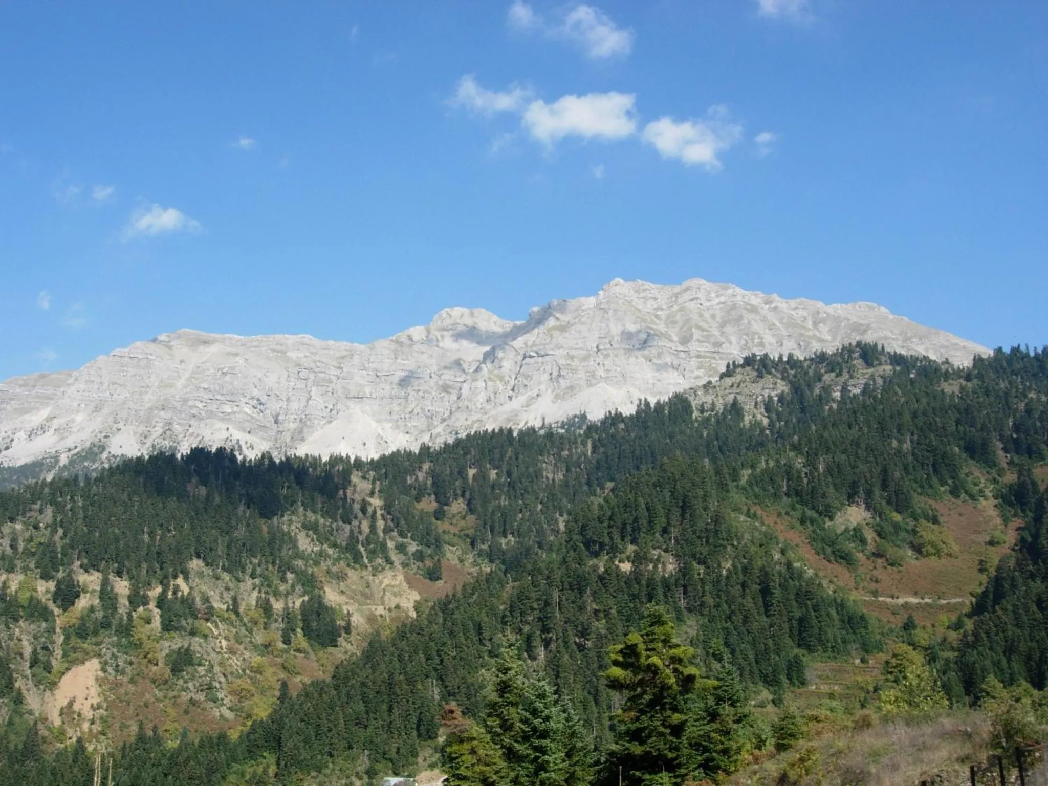 Mountain view in Xenonas Kypseli