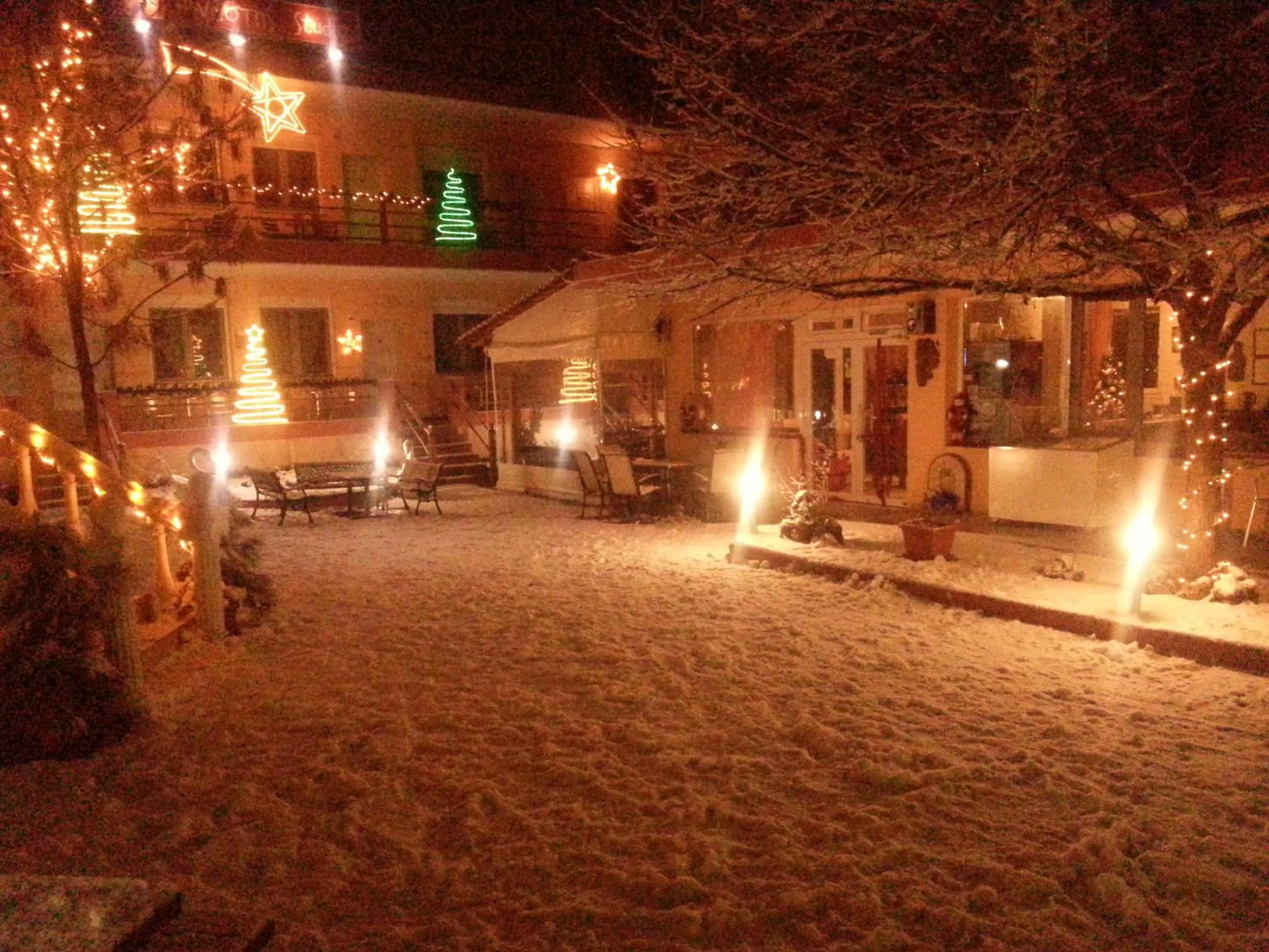 Property building in Anestis Studios