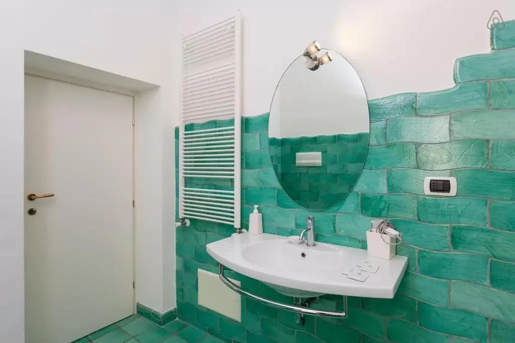 Bathroom in Bed and Breakfast Adelberga