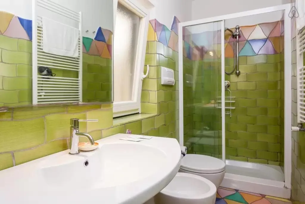 Bathroom in Bed and Breakfast Adelberga