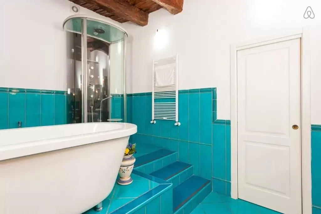 Bathroom in Bed and Breakfast Adelberga