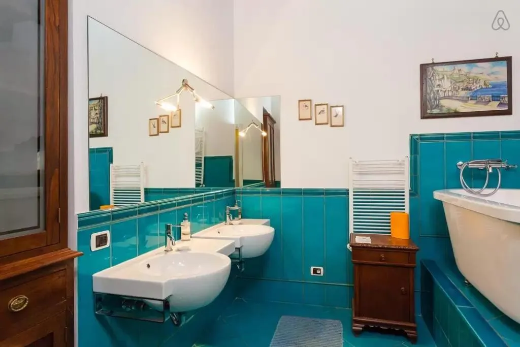 Bathroom in Bed and Breakfast Adelberga