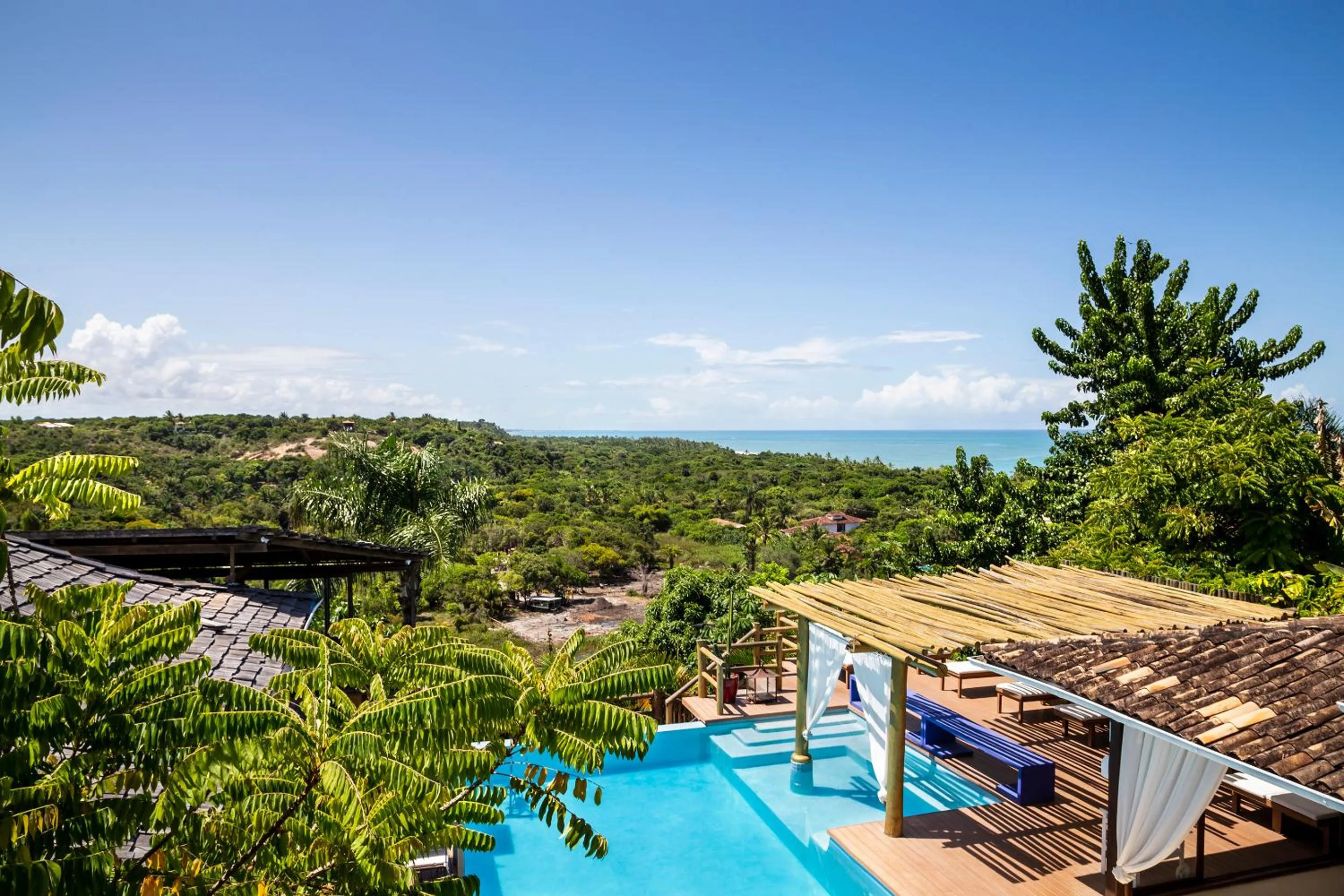 Pool view in Pousada El Gordo