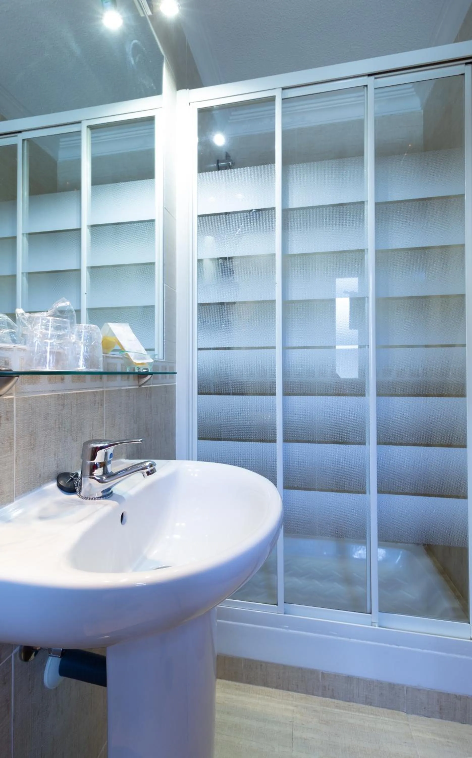 Bathroom in Hostal Rural El Caño by Vivere Stays