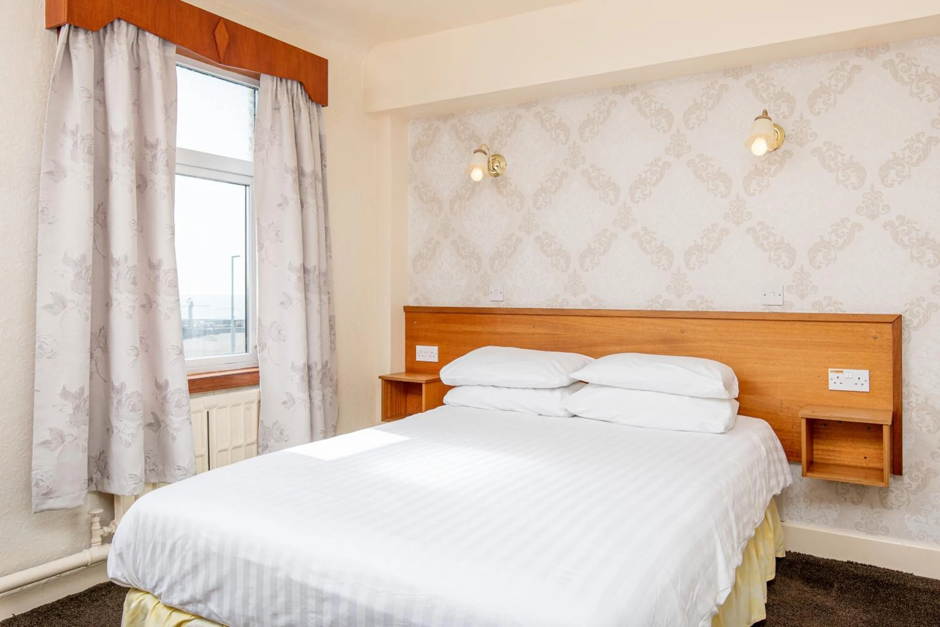 Bedroom, Bed in The Headlands