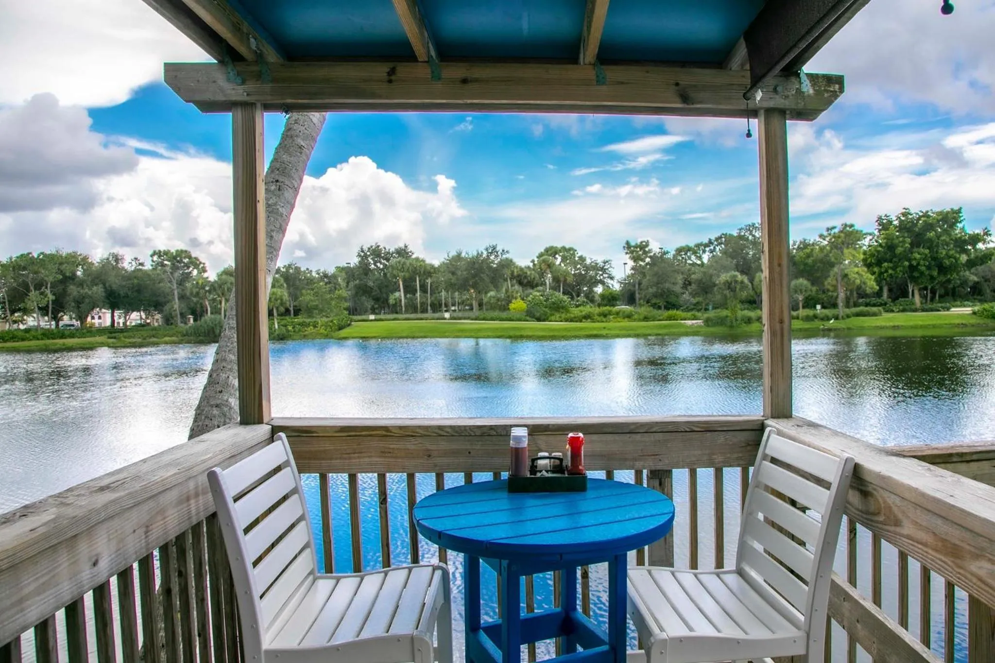 Restaurant/places to eat in Trianon Bonita Bay Hotel