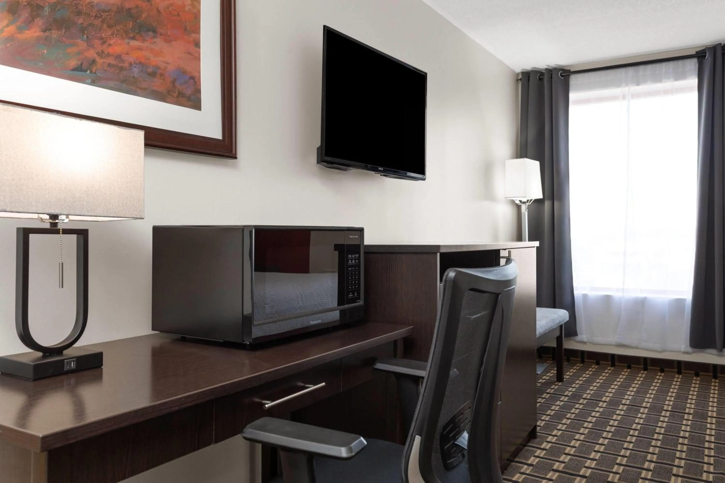 Photo of the whole room in Travelodge by Wyndham Lindsay