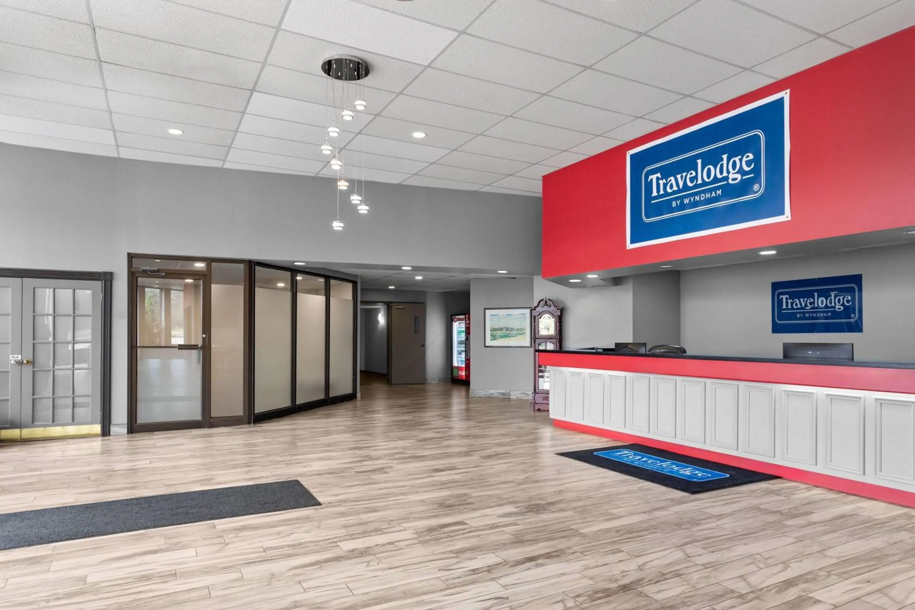 Lobby or reception in Travelodge by Wyndham Lindsay
