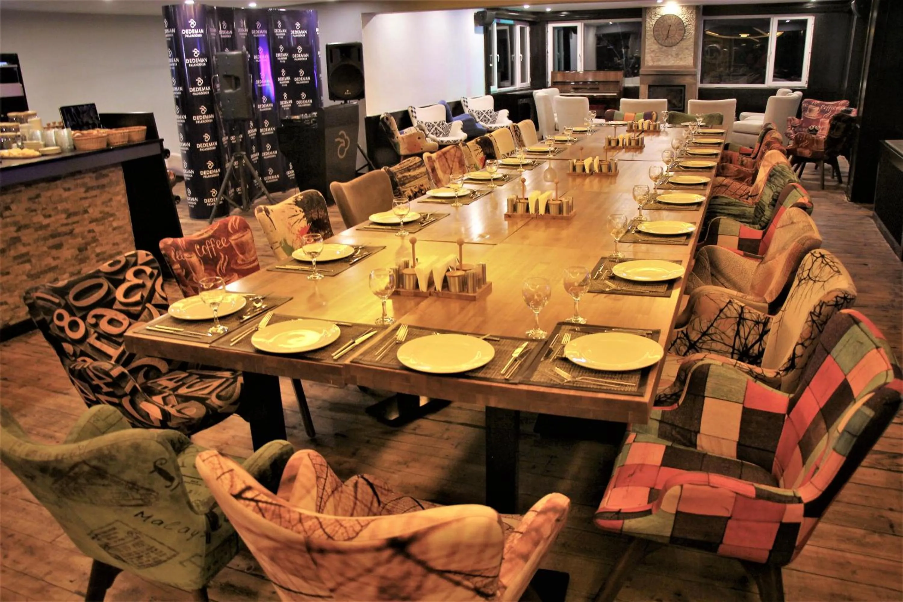 Lounge or bar in Dedeman Palandoken Resort Hotel