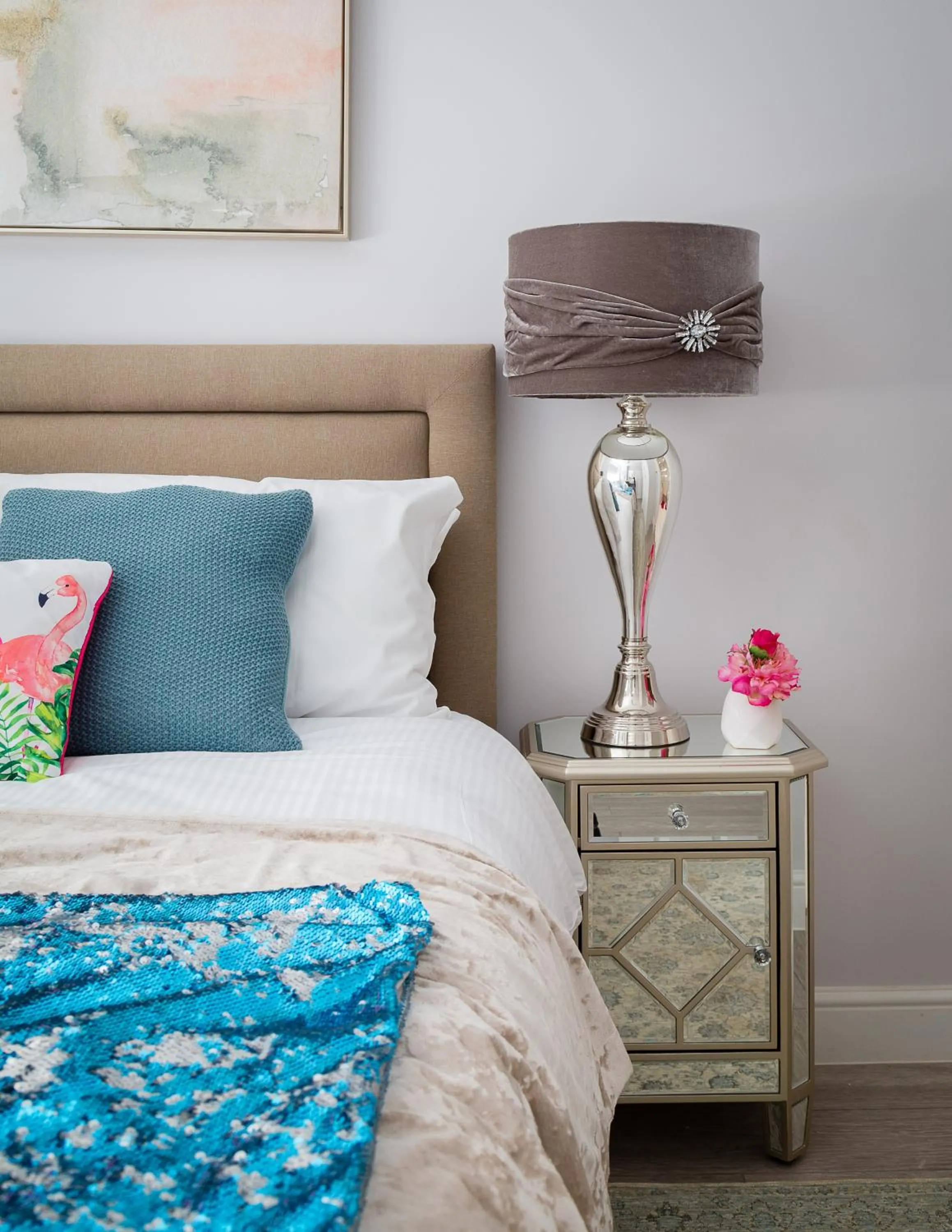 Bedroom, Bed in Cromwell road apartments