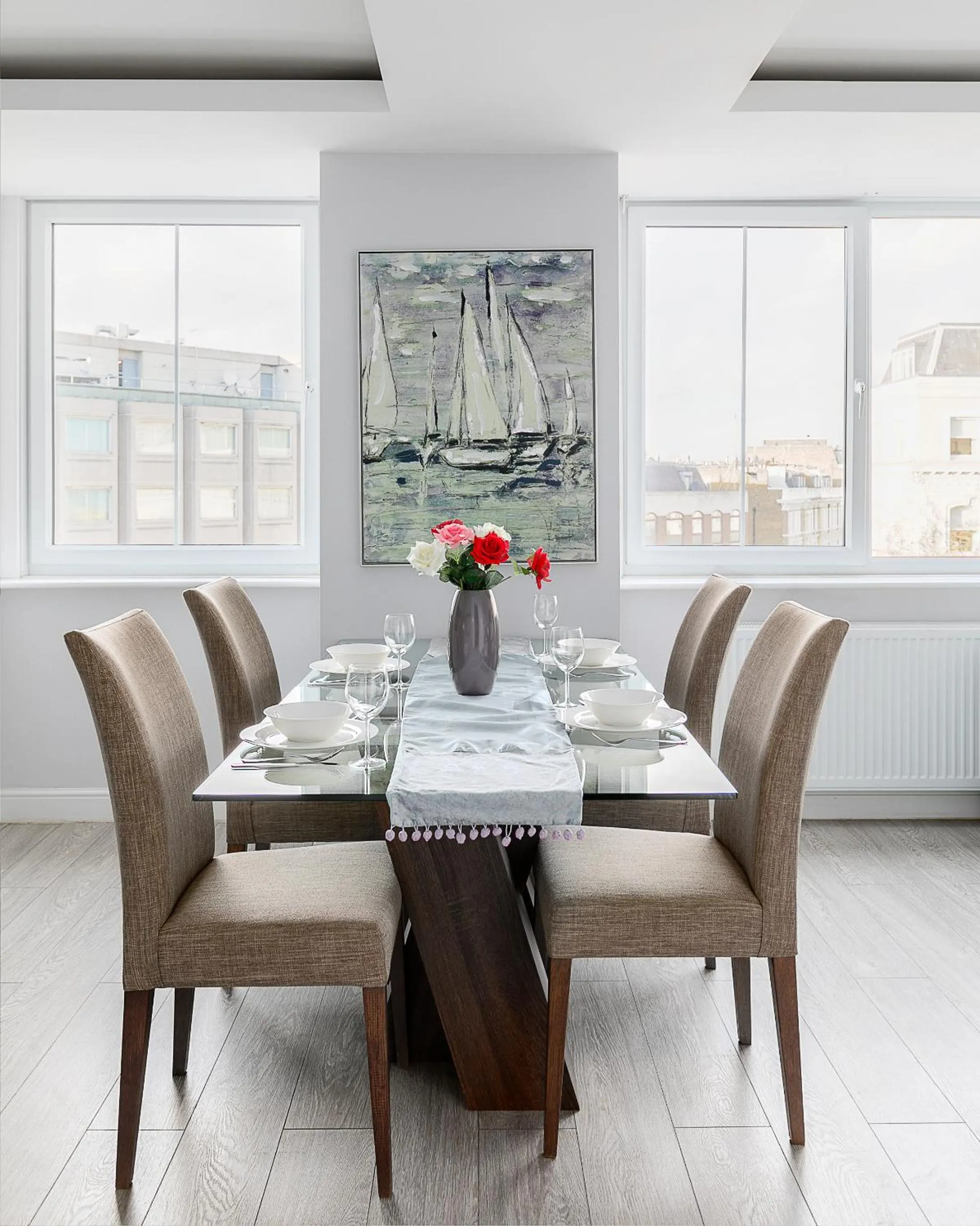 Dining area in Cromwell road apartments