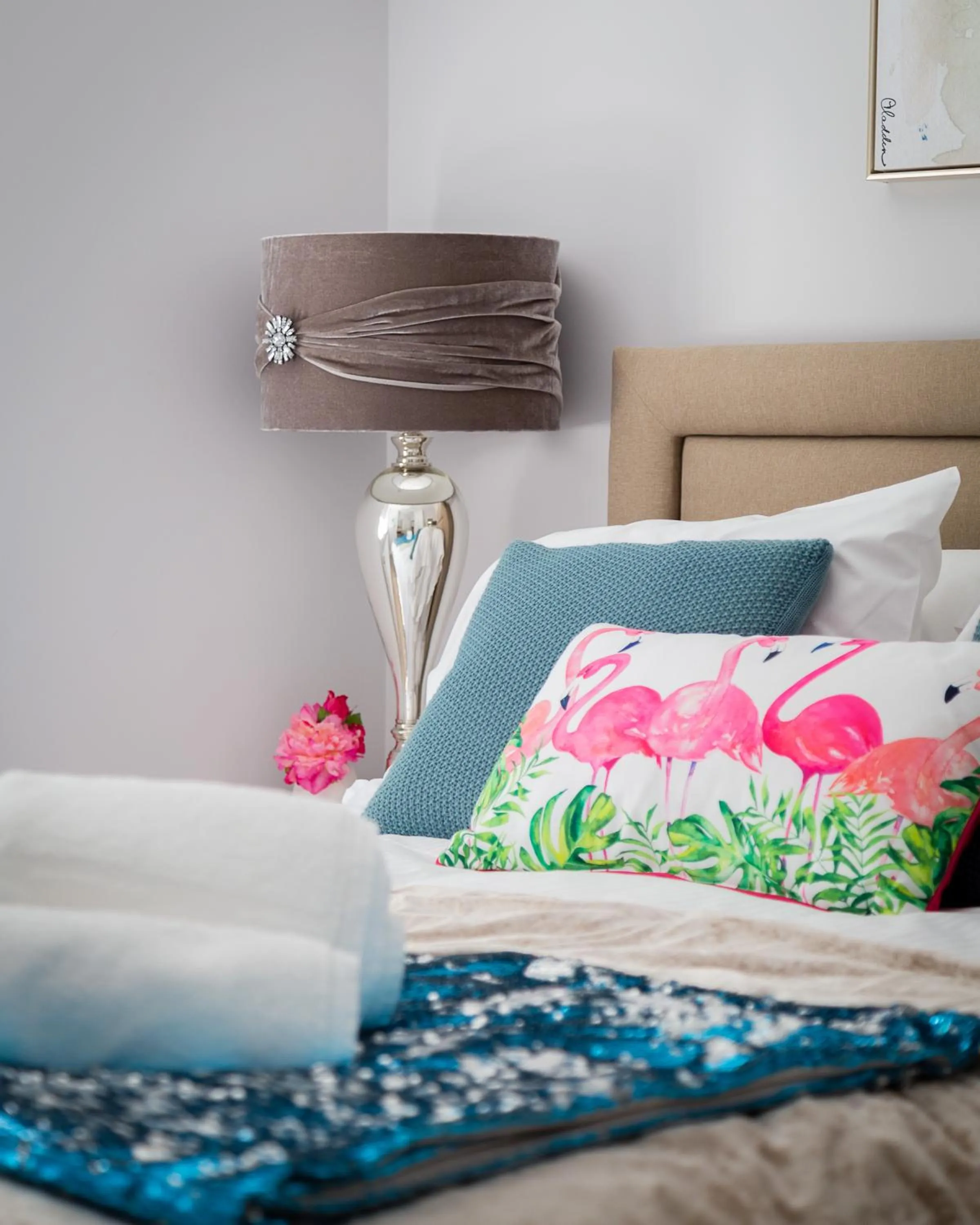 Bedroom, Bed in Cromwell road apartments