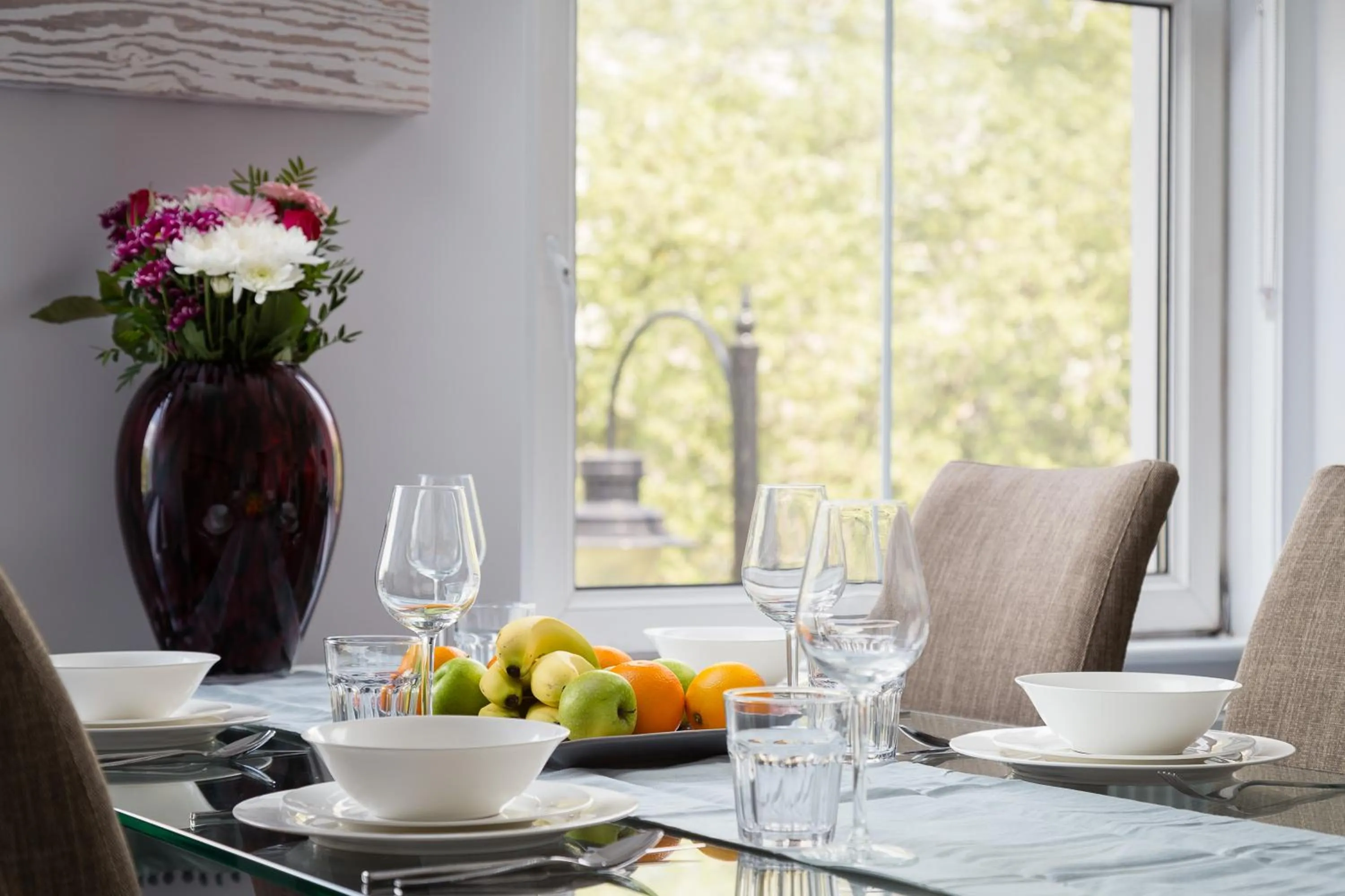 Dining area in Cromwell road apartments