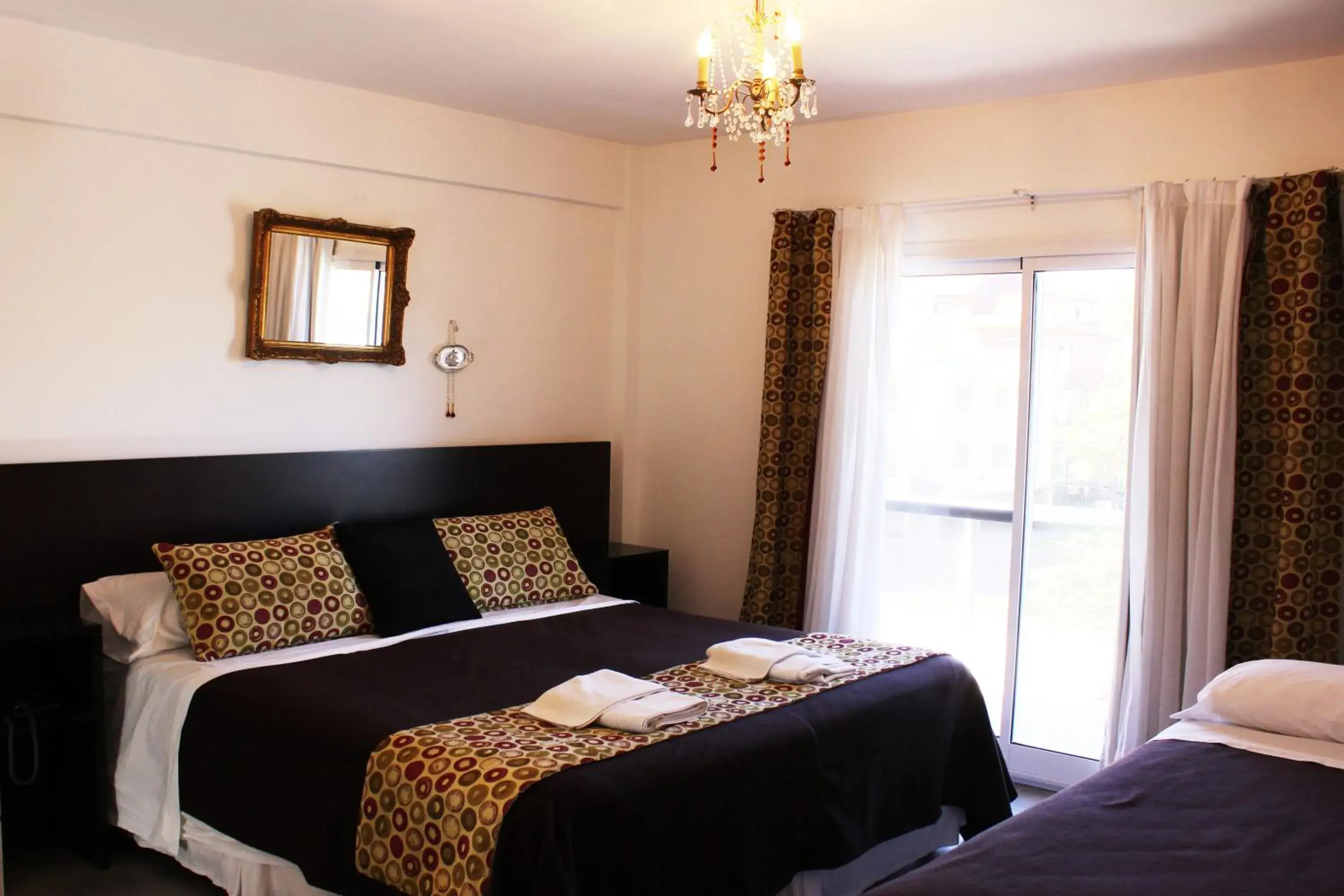 Triple Room - single occupancy - Disability Access in Apart & Hotel Neptuno Triple Room - single occupancy - Disability Access in Apart & Hotel Neptuno