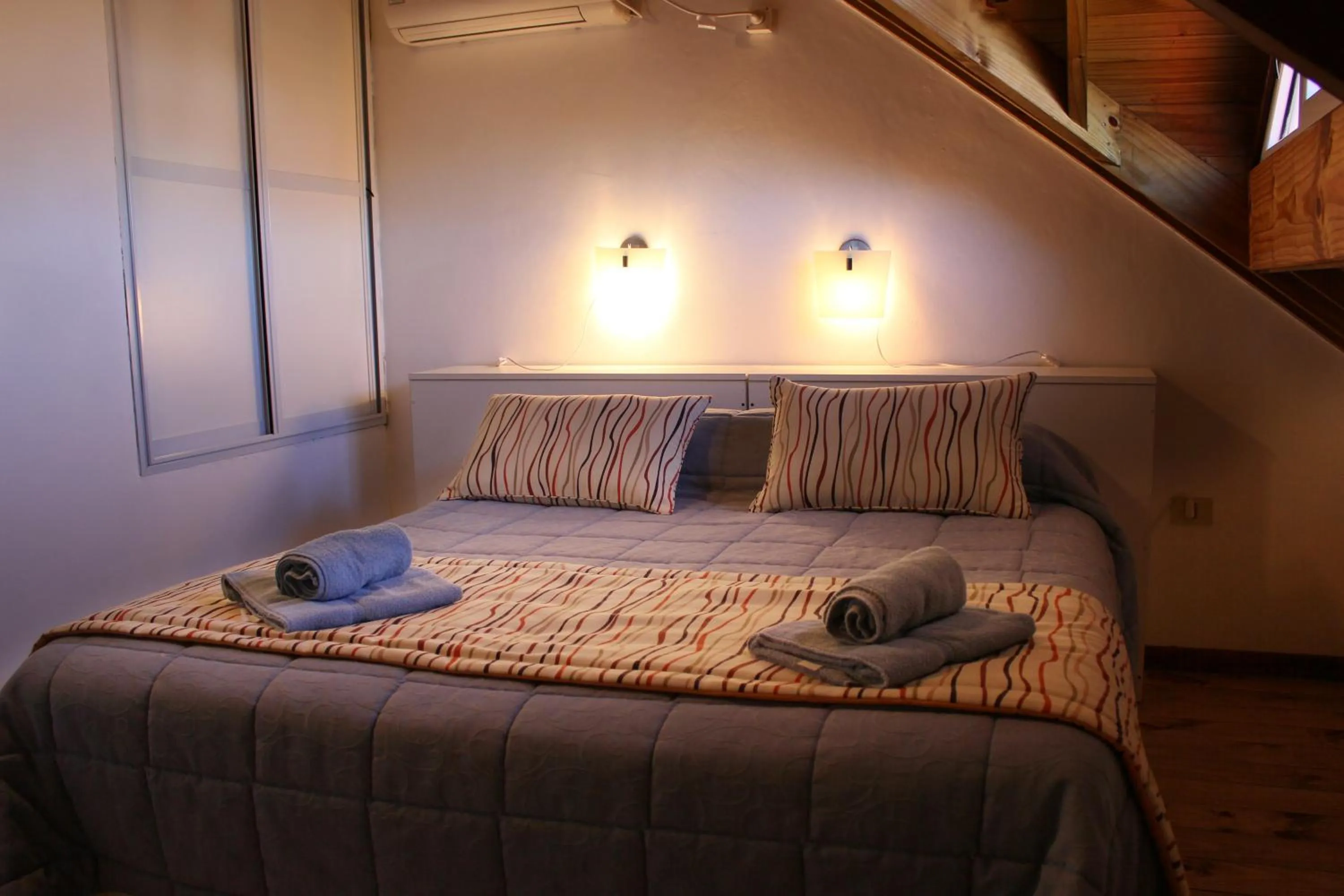 Decorative detail, Bed in Apart & Hotel Neptuno