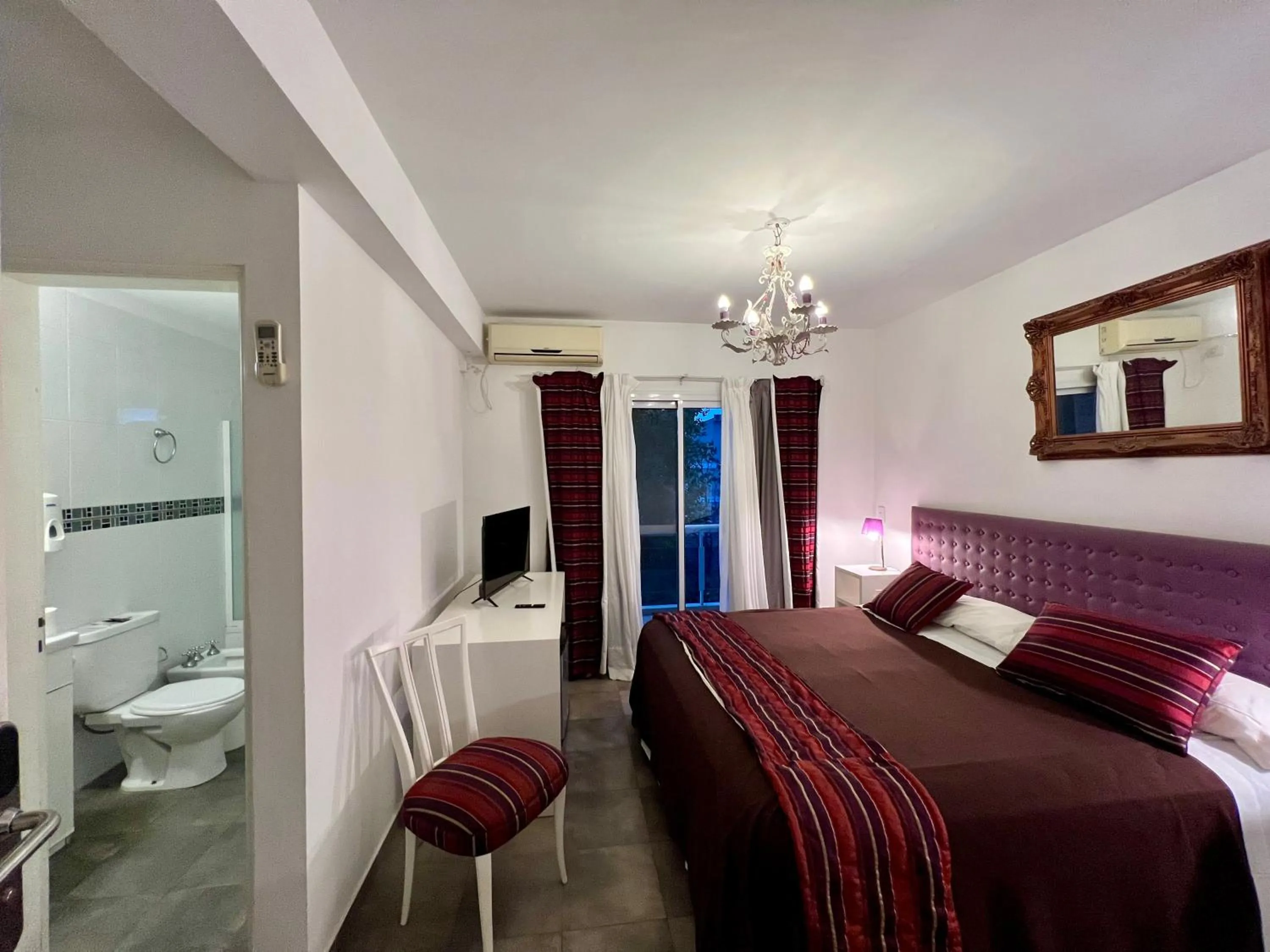 Bed in Apart & Hotel Neptuno