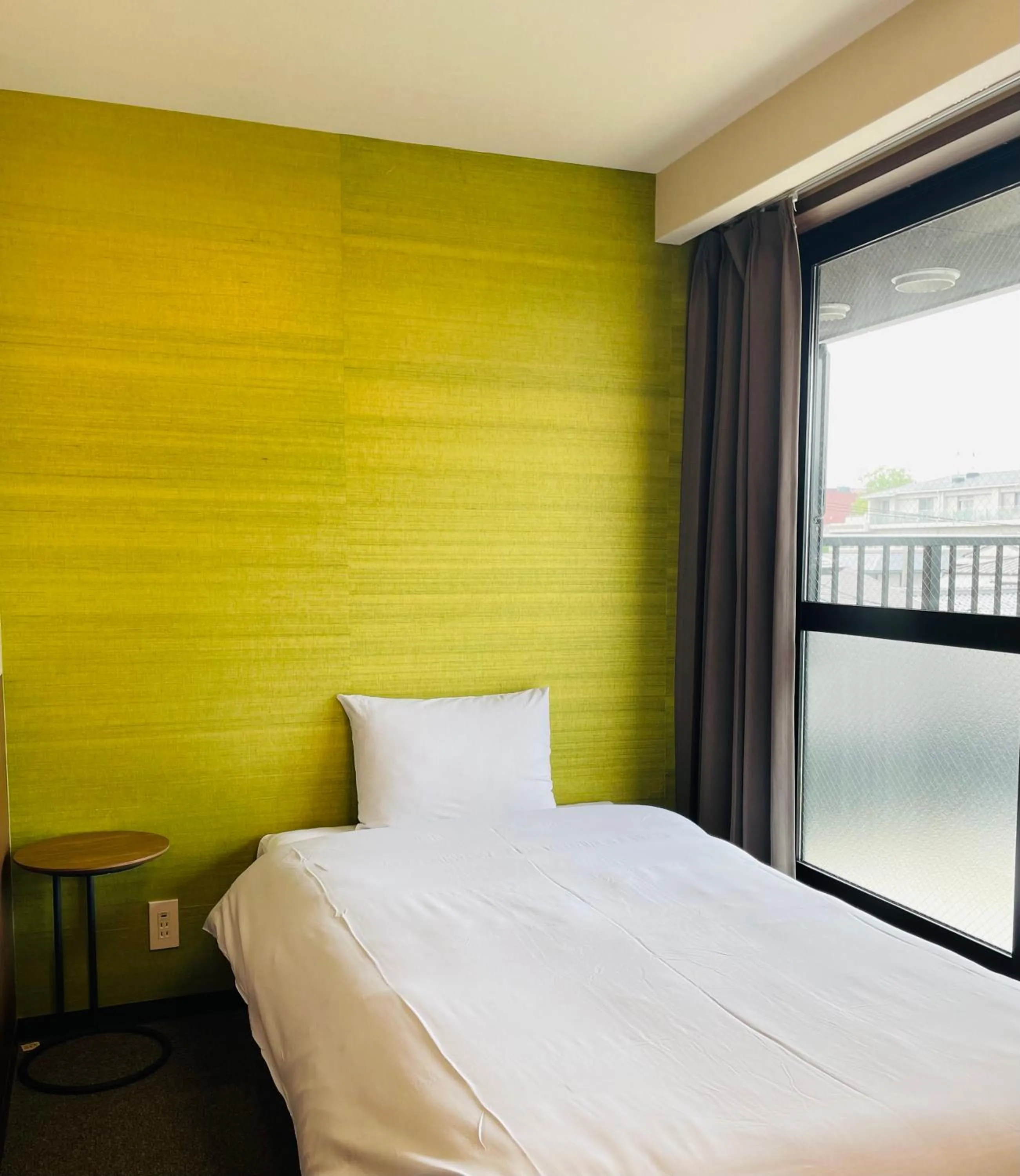 Bed in Kyoto Sanjo Ohashi